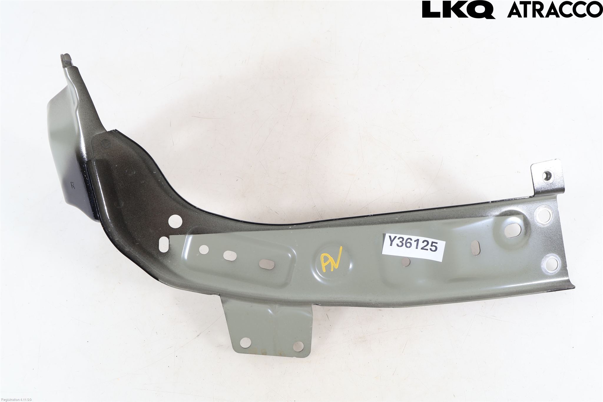 Mazda CX-60 22- Skärmfäste Fram Hö