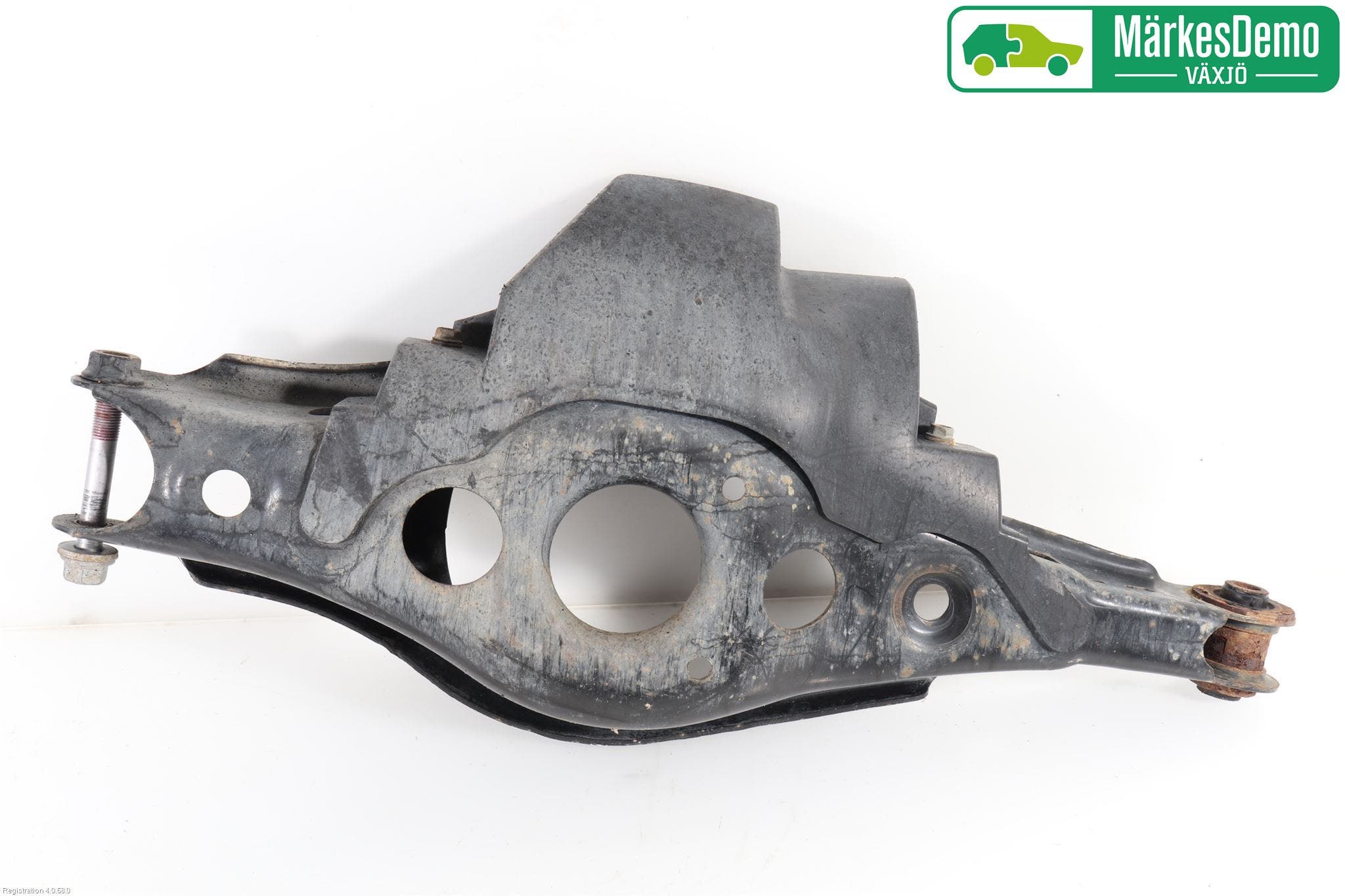 Toyota RAV4 13-18 Bärarm Bak Höger