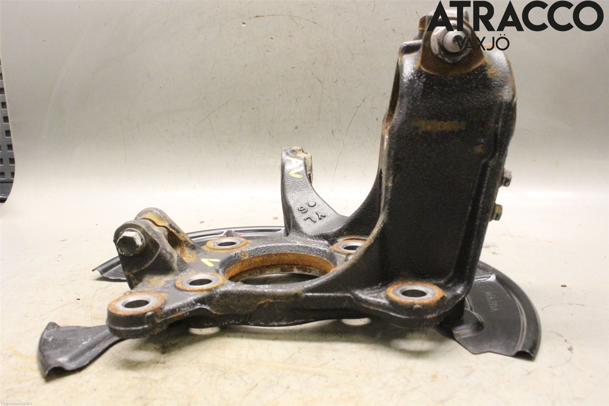 Mazda CX-30 20- Styrspindel Lagerhus Vä