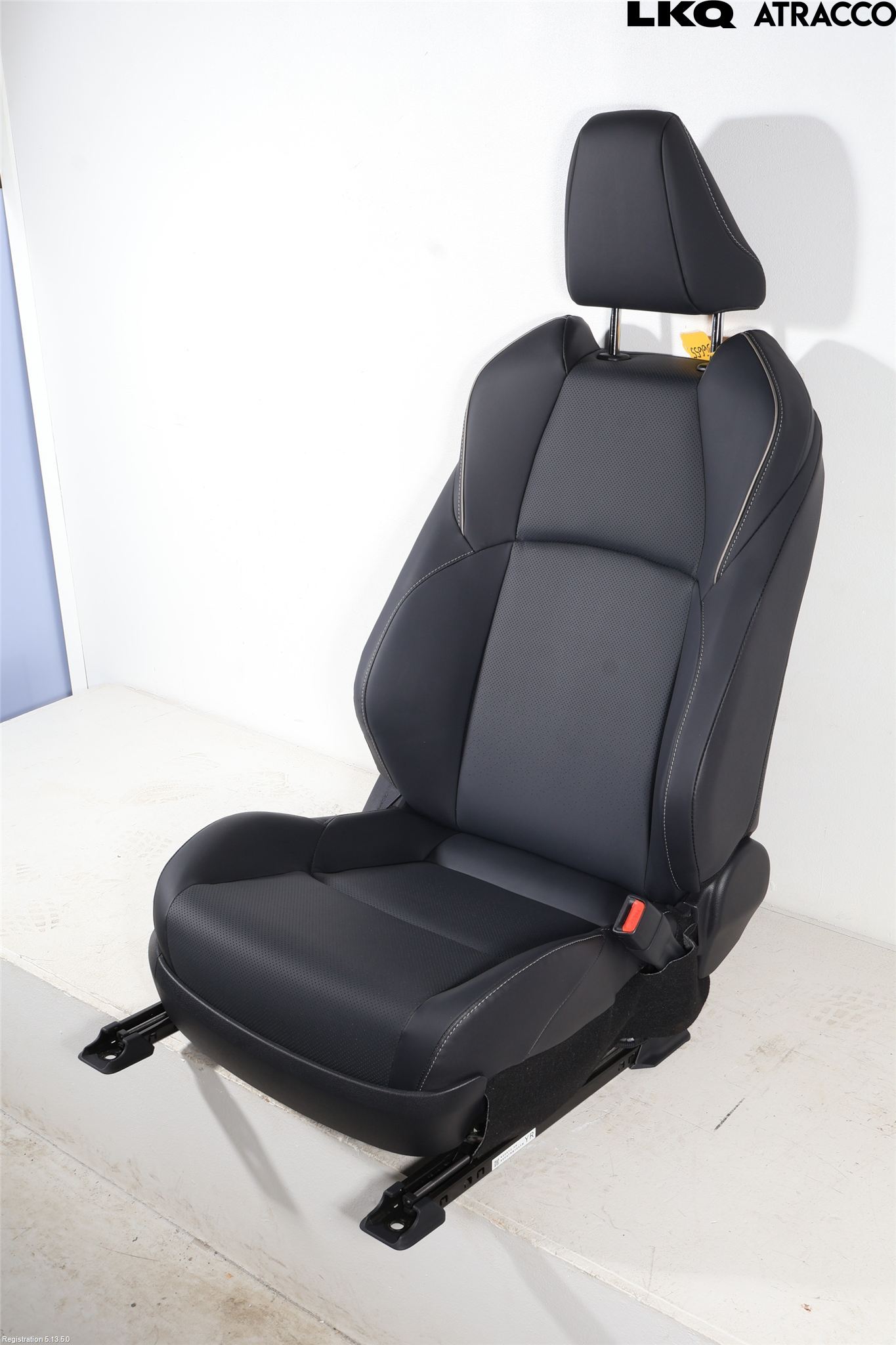 Toyota bZ4X EA10 22- Inredning Stol Fram Hö