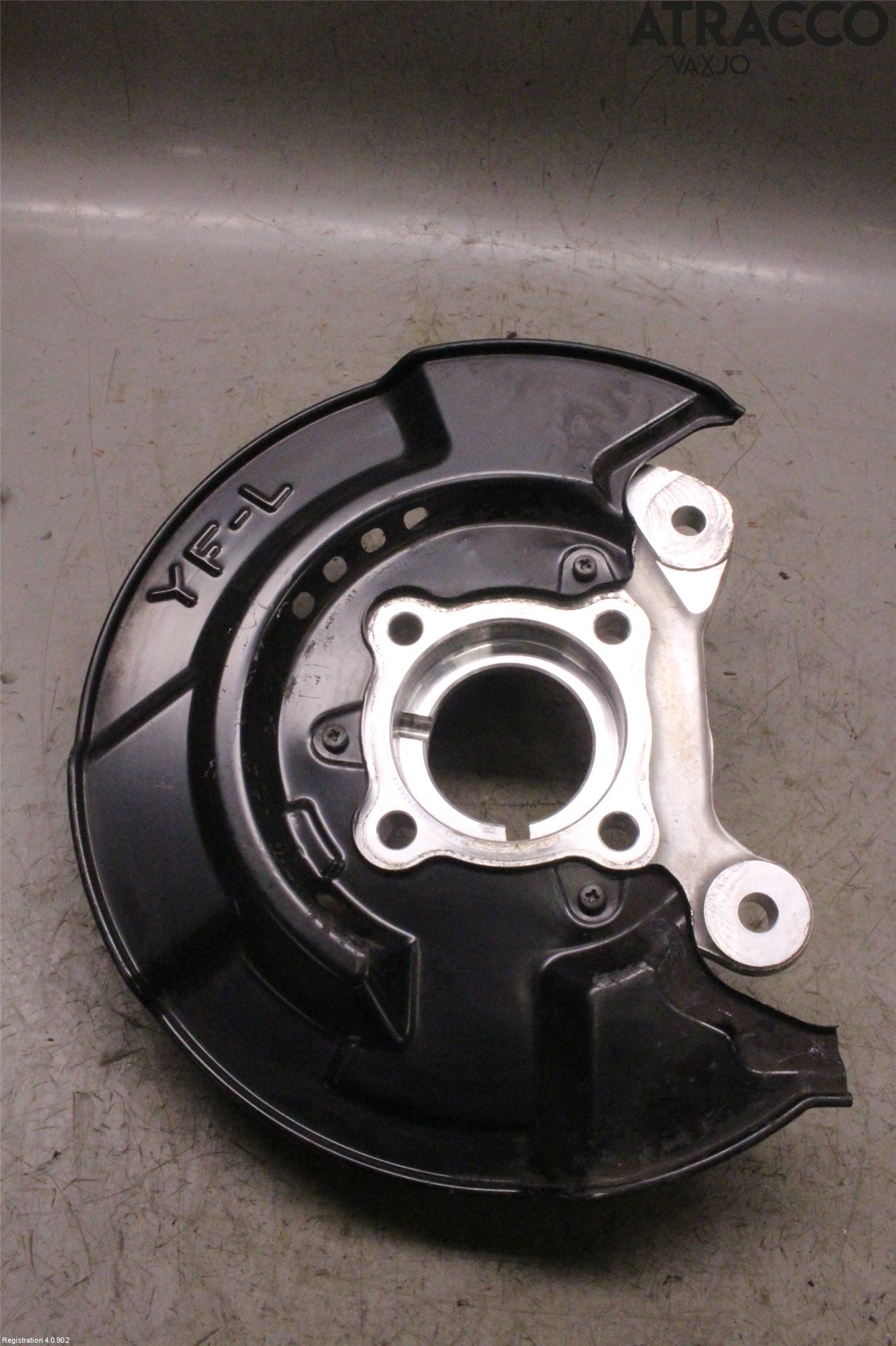 Honda E 20-23 Styrspindel Lagerhus Vä