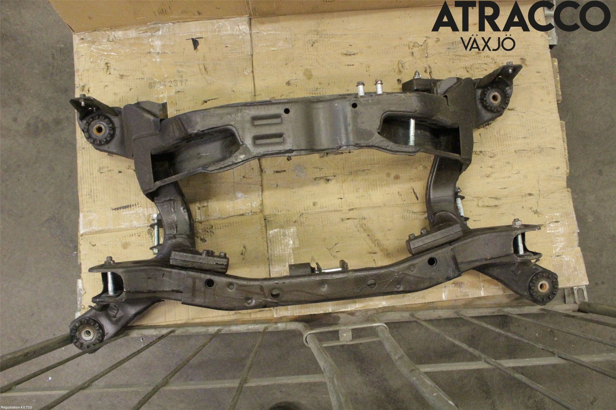 Mitsubishi OUTLANDER 13-21 Bakaxelbalk