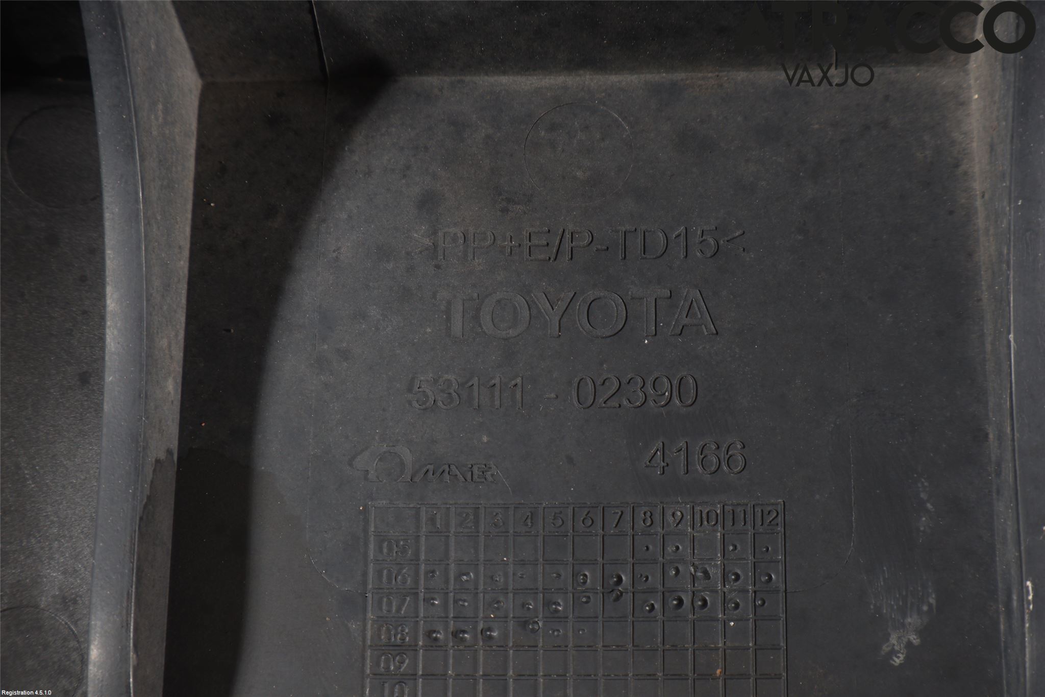 Toyota AURIS 07-09 Grill Komp