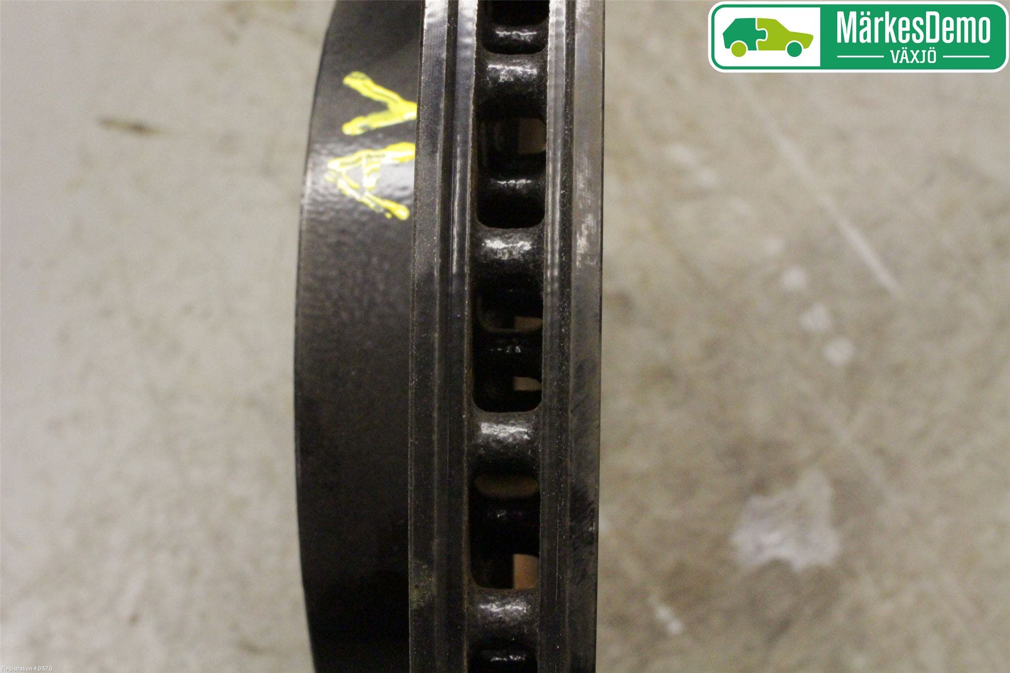 Suzuki SX4 S-CROSS 14-21 Bromsskiva Fram