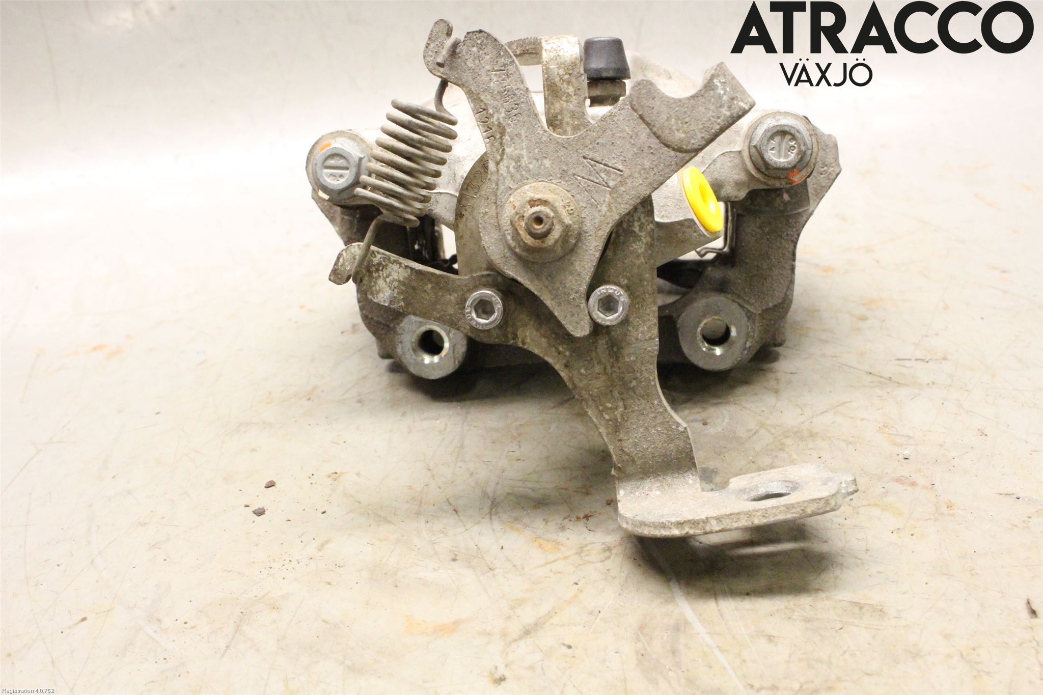 Toyota AURIS 13-19 Bromsok Bak Vänster