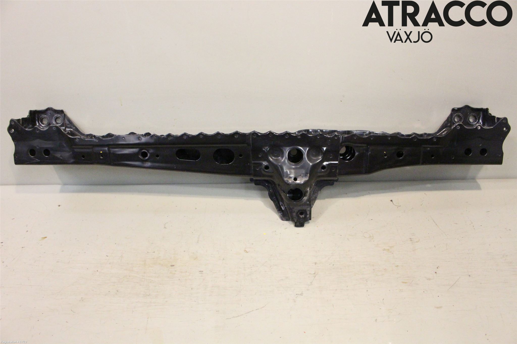 Toyota AURIS 13-19 Motorbalk