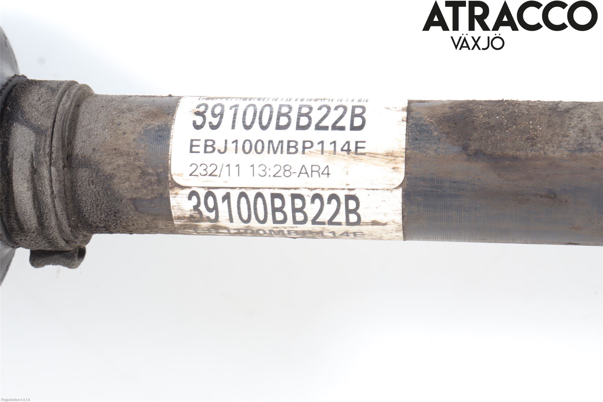 Nissan QASHQAI+2  10-14 Drivaxel Fram Höger