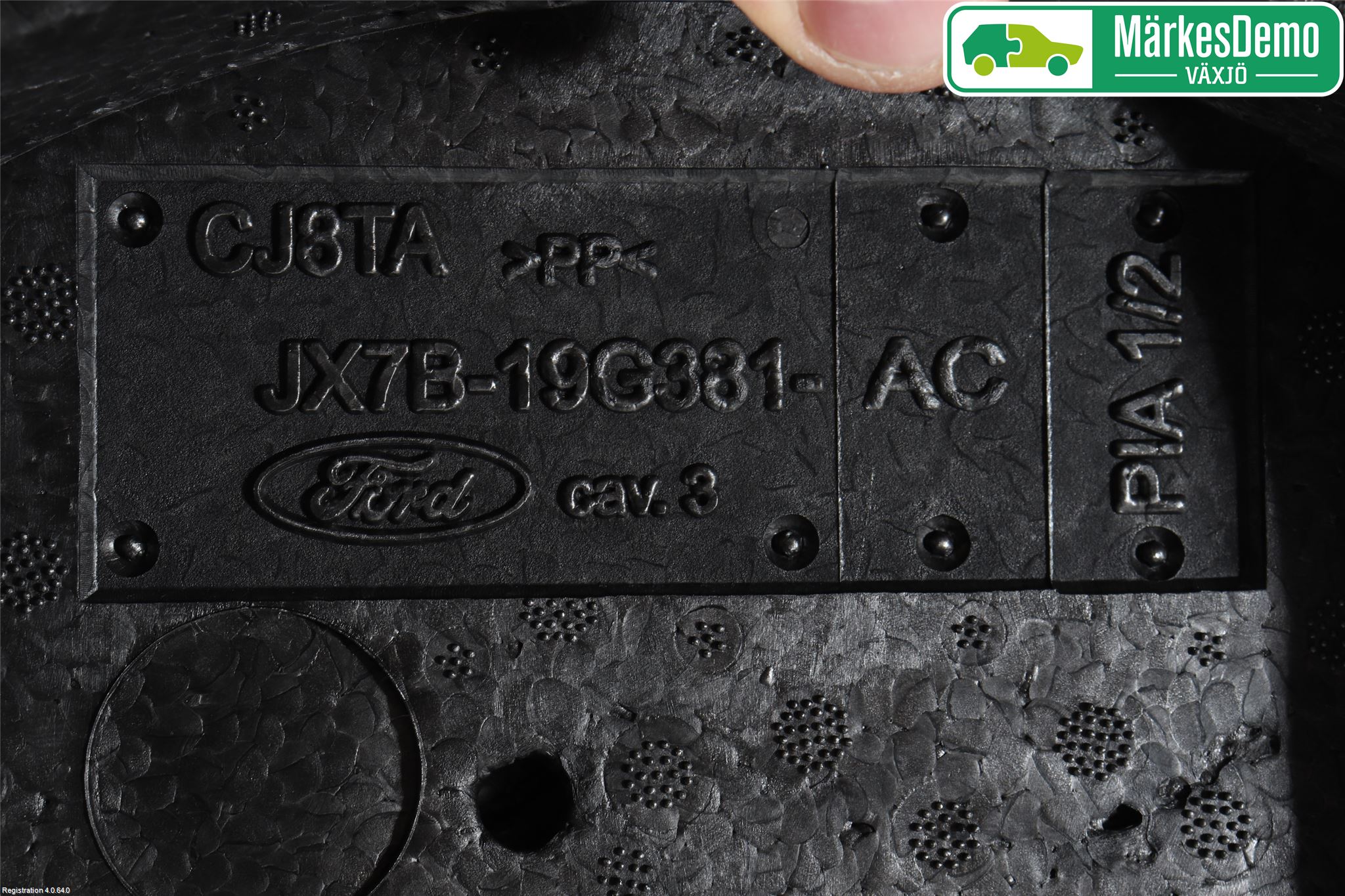 Ford FOCUS 19- Verktygsfack-Förvaring