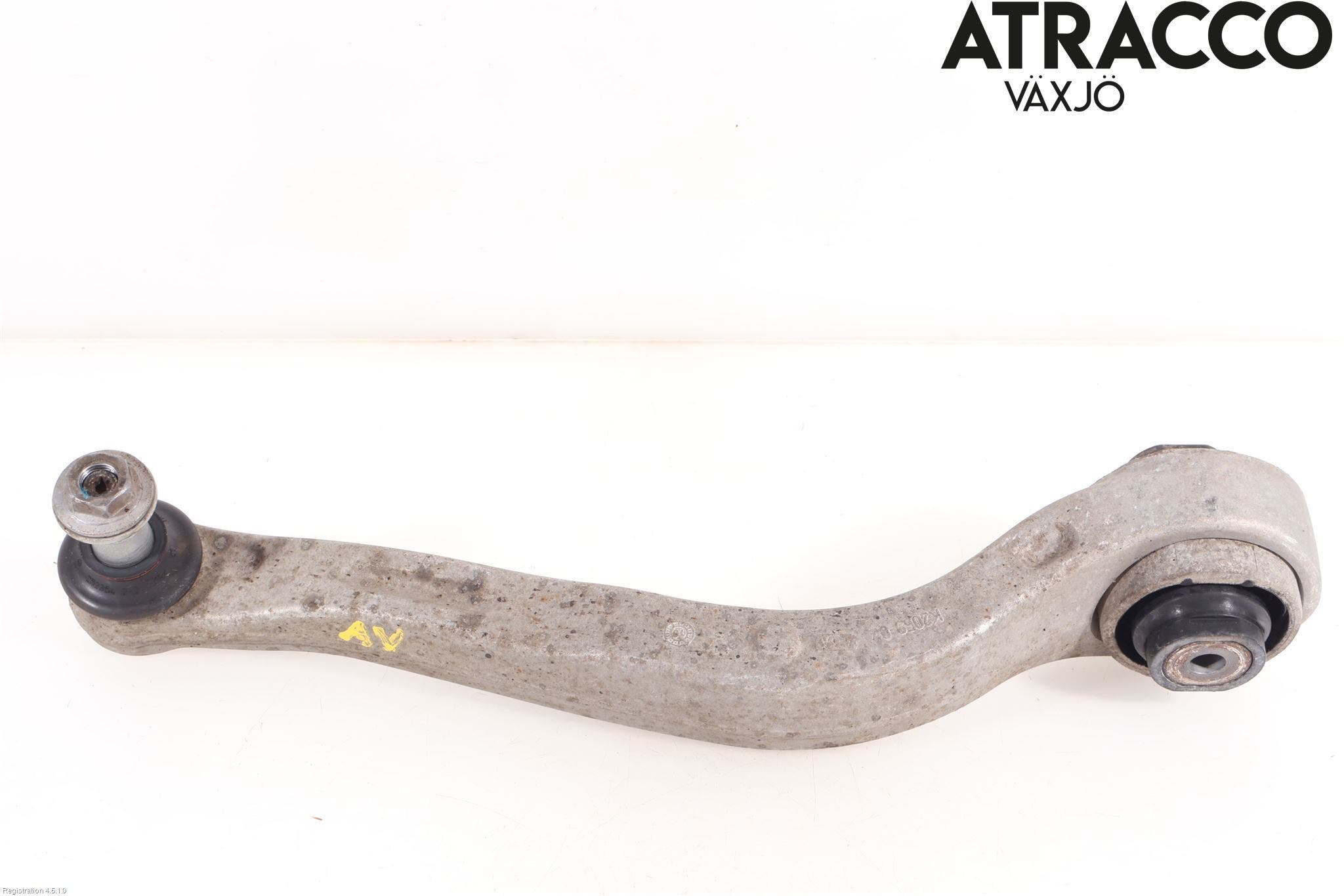 Alfa GIULIA Bärarm Fram Undre Vä