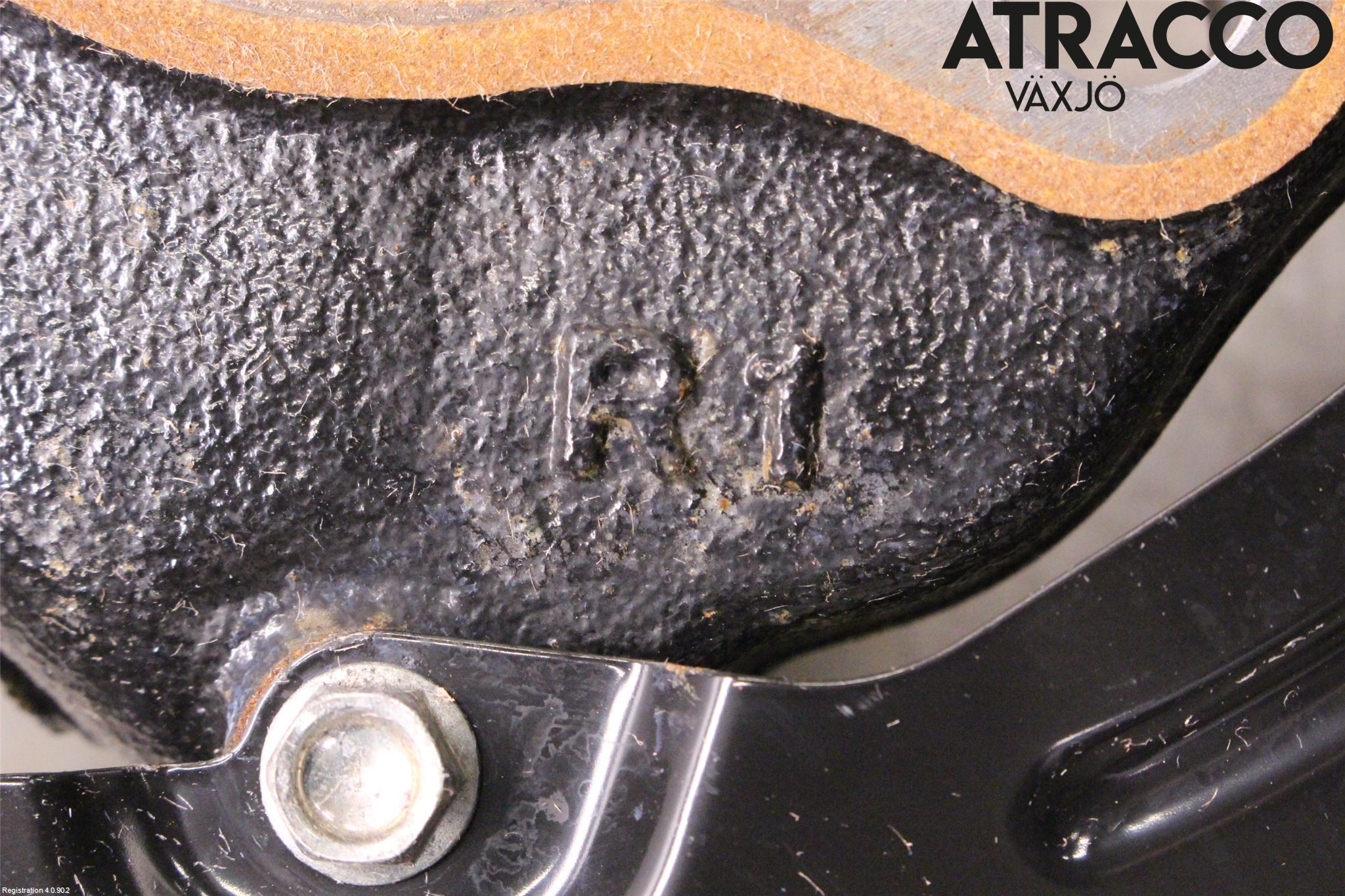 Mazda 3 IV 19- Styrspindel Lagerhus Hö