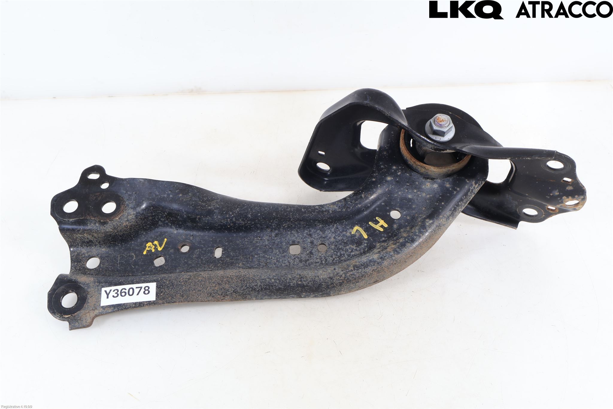 Toyota COROLLA CROSS XG10 22- Bärarm Bak Höger