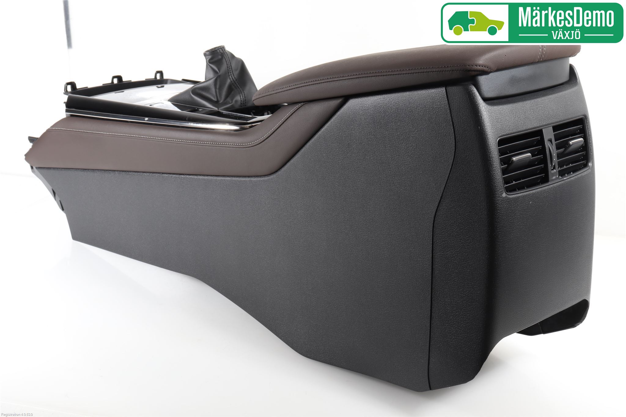 Mazda CX-30 20- Instrumentkonsoll Golv