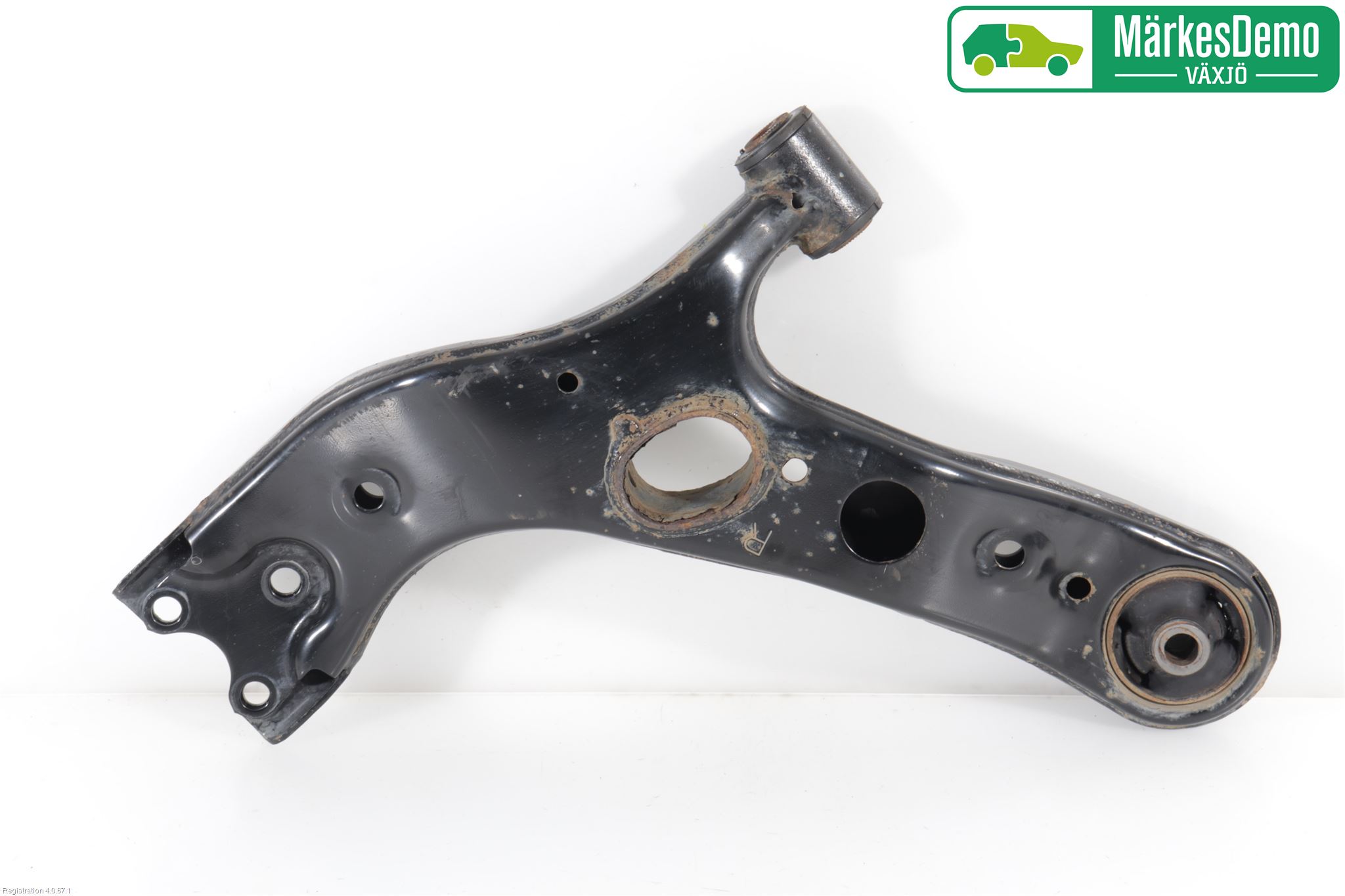 Toyota RAV4 13-18 Bärarm Fram Undre Hö