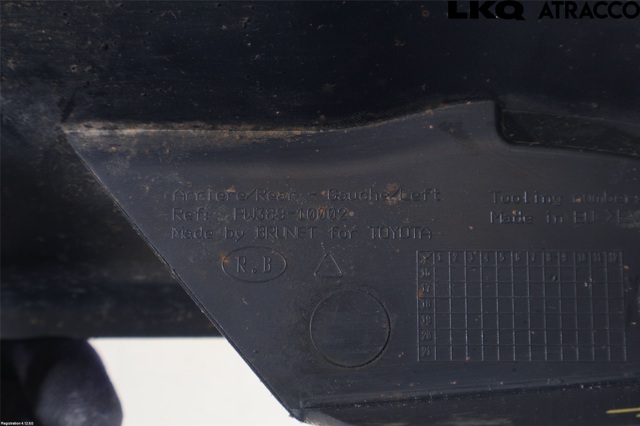 Toyota C-HR 16-23 Stänkskydd