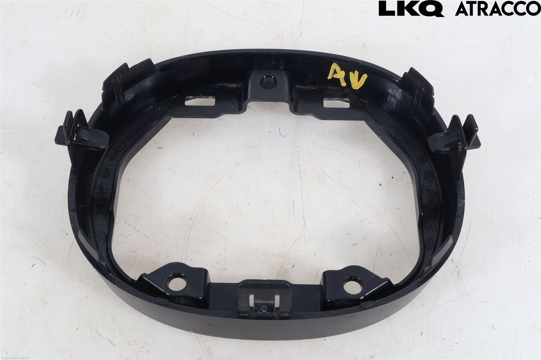 Mazda CX-30 20- Emblem