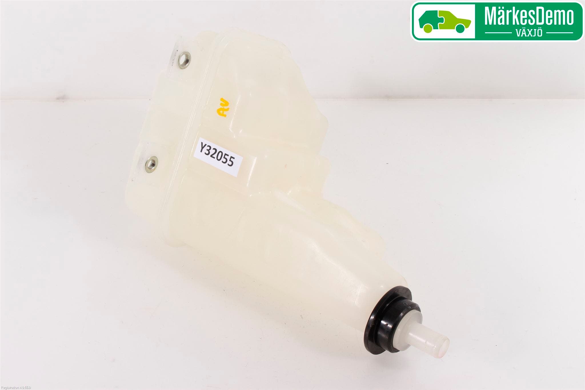 Toyota HILUX 16- Expansionstank