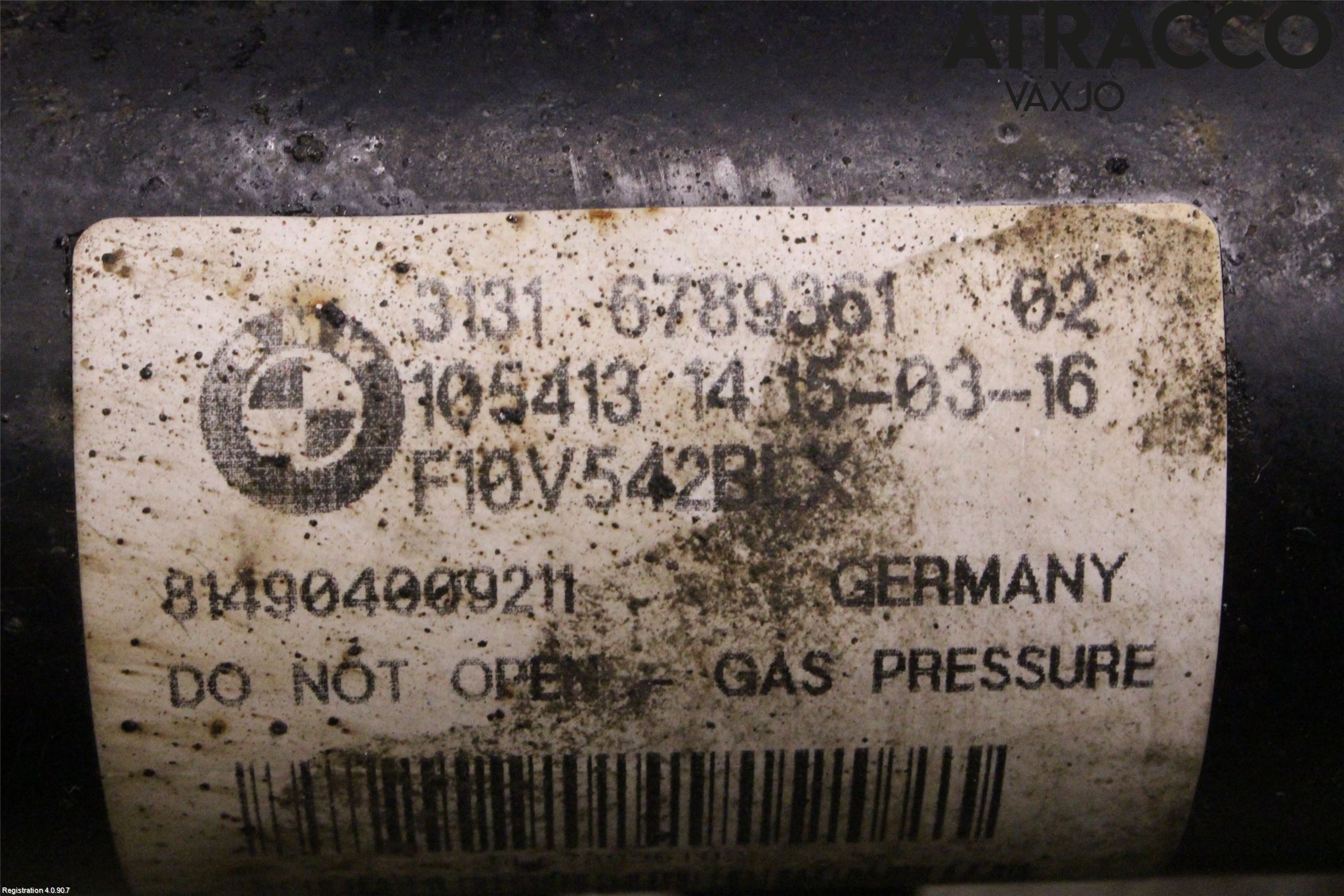 BMW 5 F10/F11/F18 09-17 Fjäderben Fram Vänster