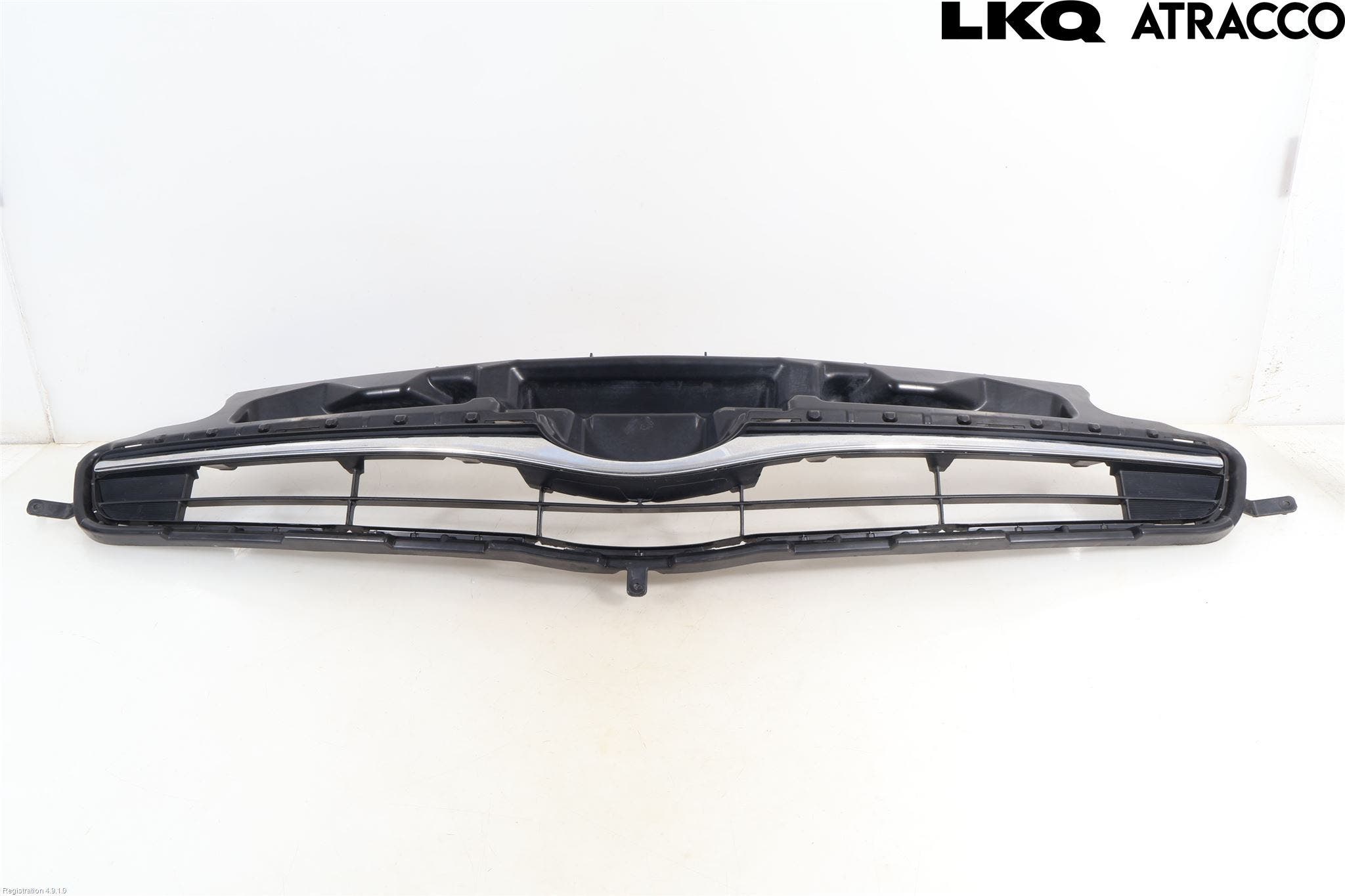 Toyota VERSO-S 11-16 Grill Komp