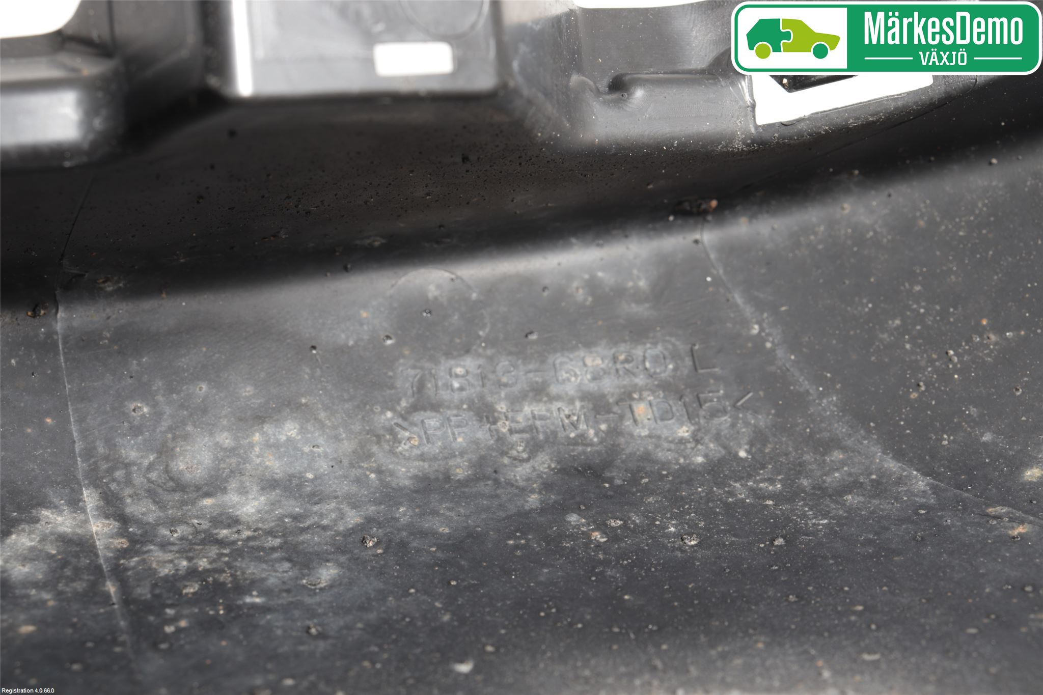 Suzuki SWIFT 17-24 Stötfångardel Bak Vä