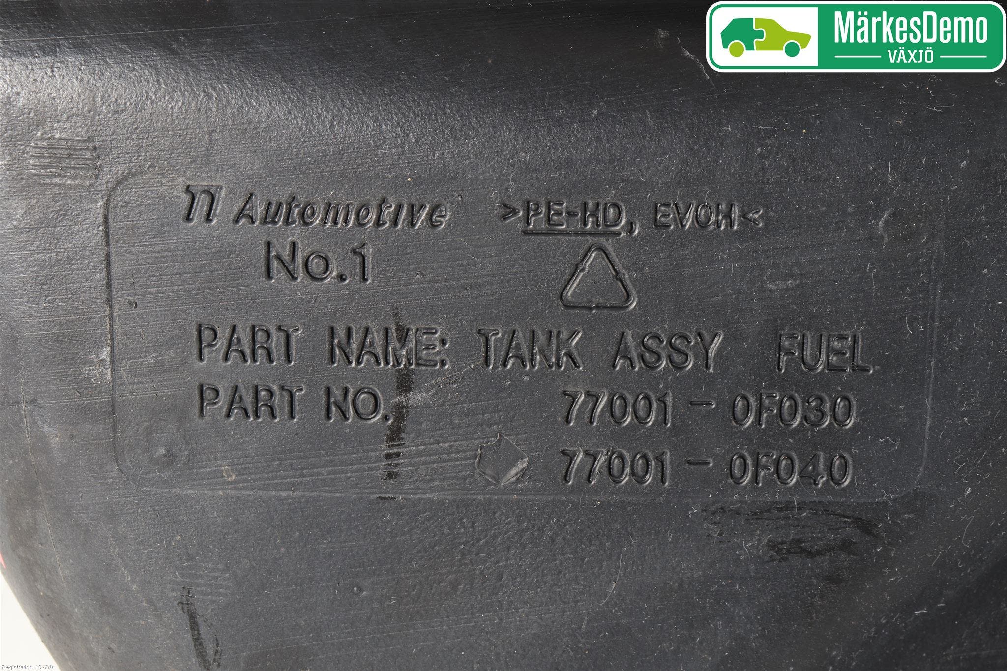 Toyota VERSO 09-18 Bränsletank Diesel