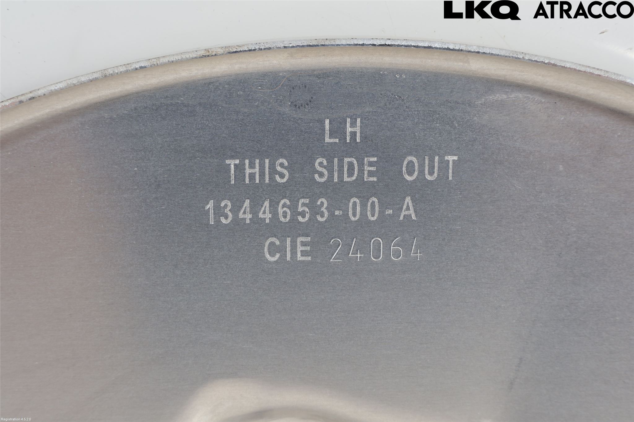 Tesla MODEL Y 21- Bromssköld Fram