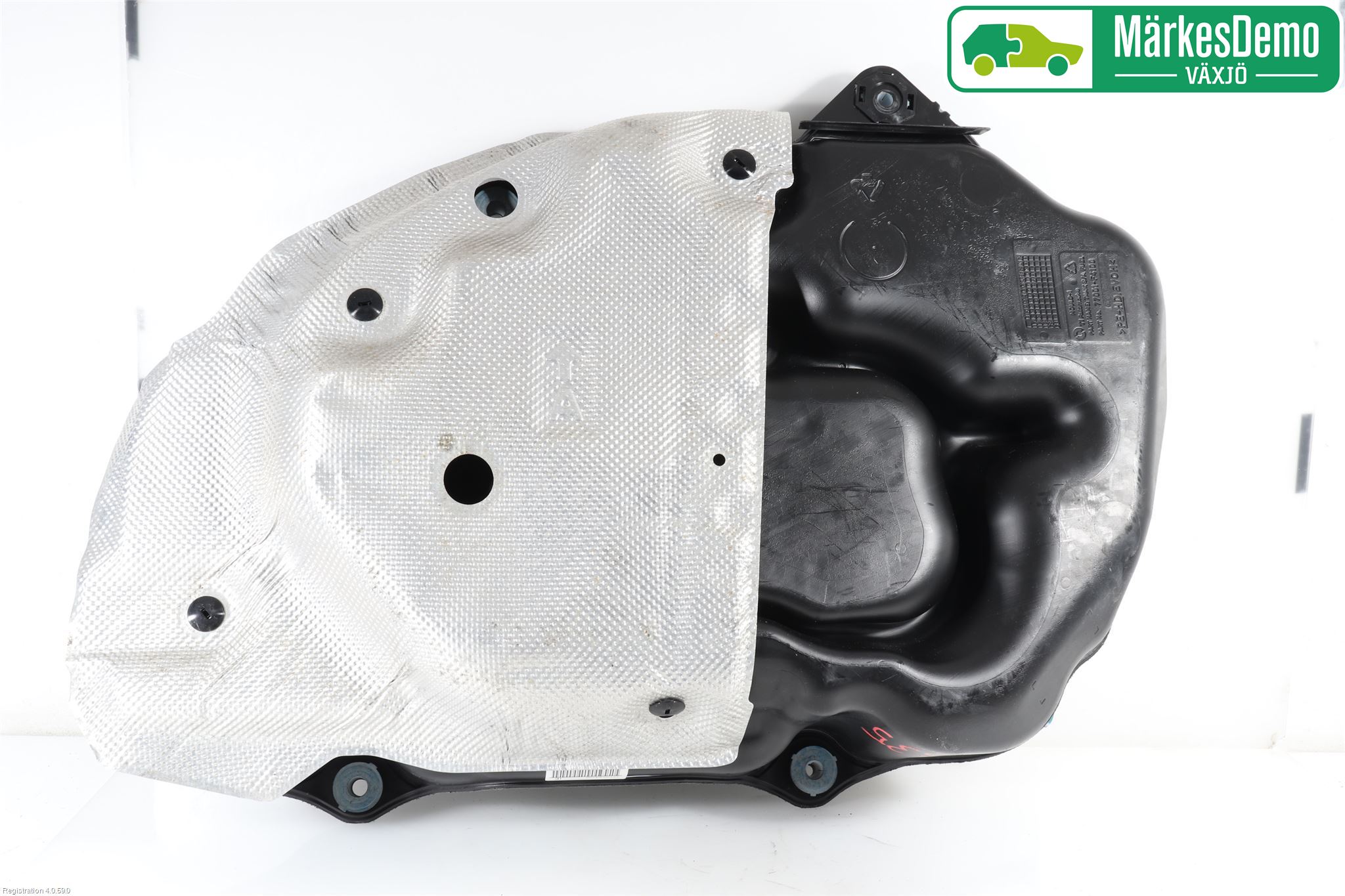 Toyota C-HR 16-23 Bränsletank Insprutning