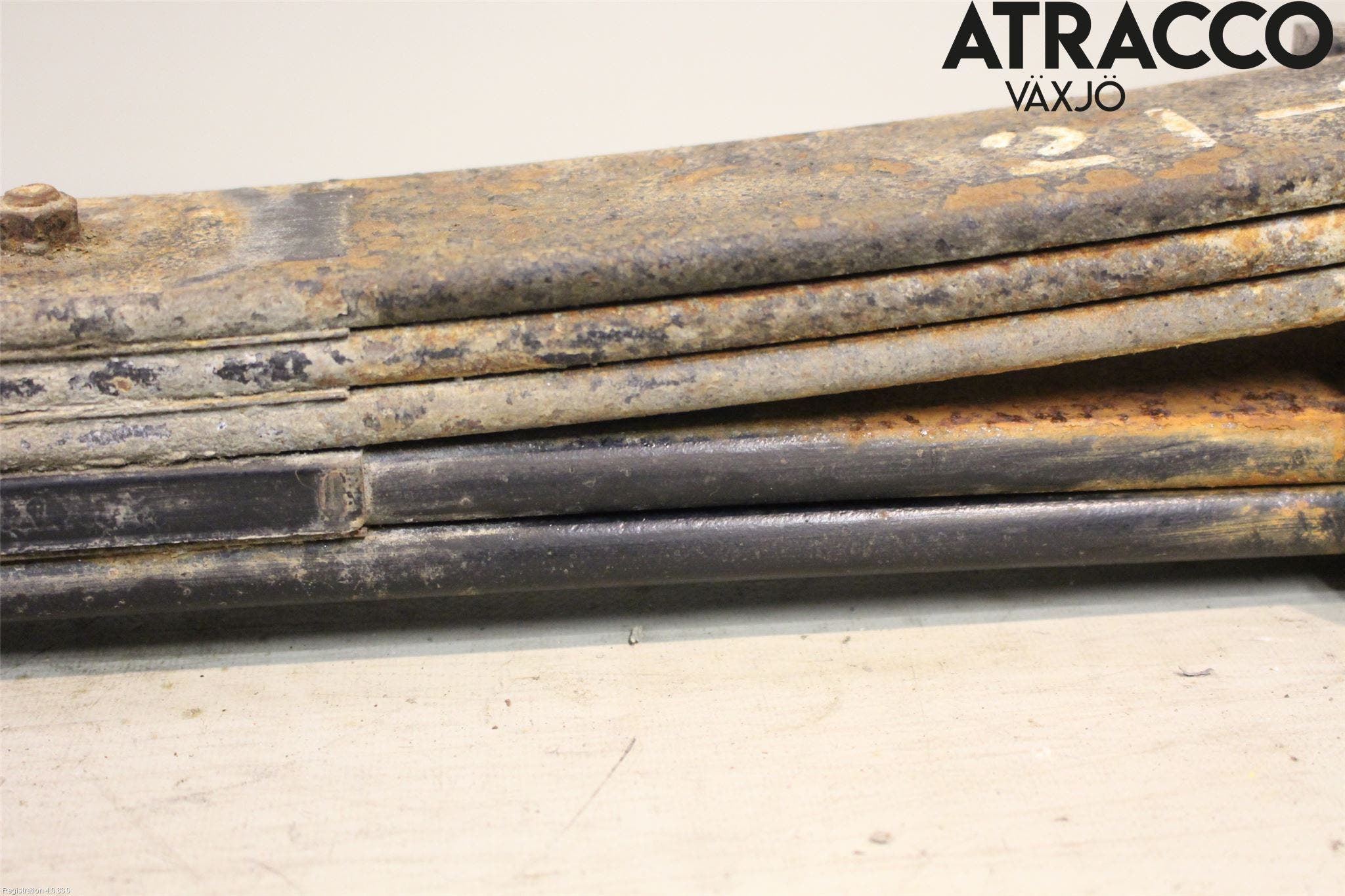 Toyota HILUX 16- Fjäder Bak Blad