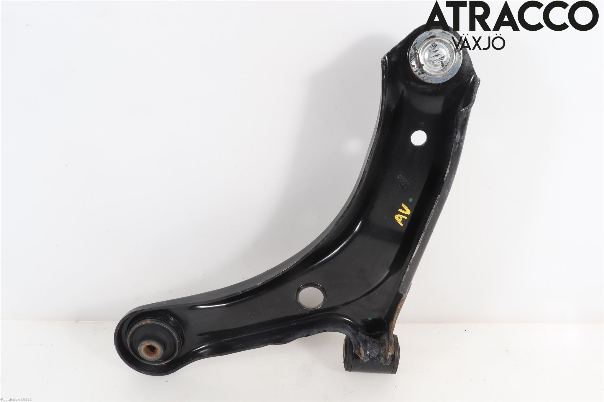 Suzuki SX4 S-CROSS 14-21 Bärarm Fram Undre Hö