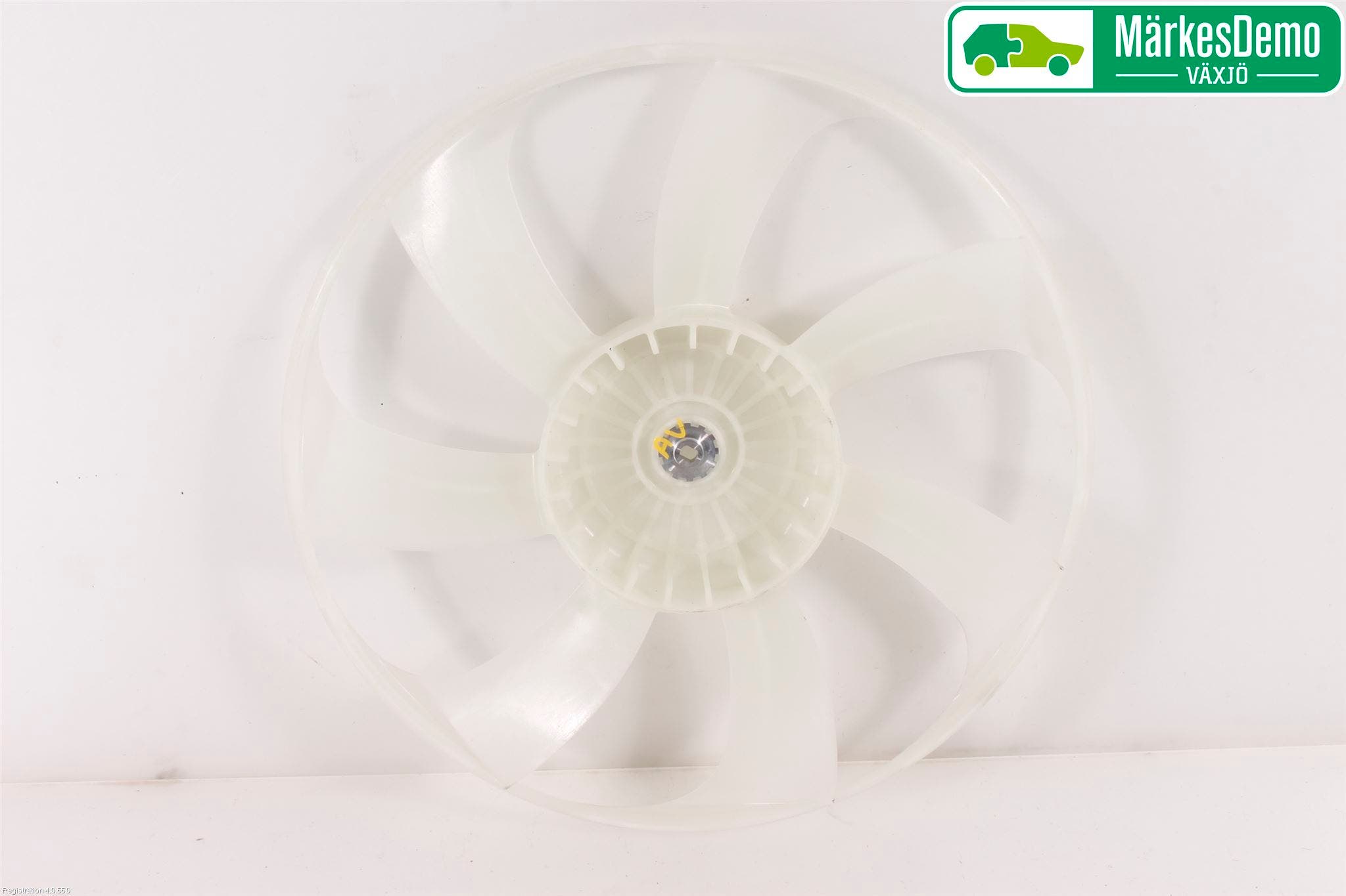 Toyota YARIS XP130 15-20 Kylfläkt-Vinge