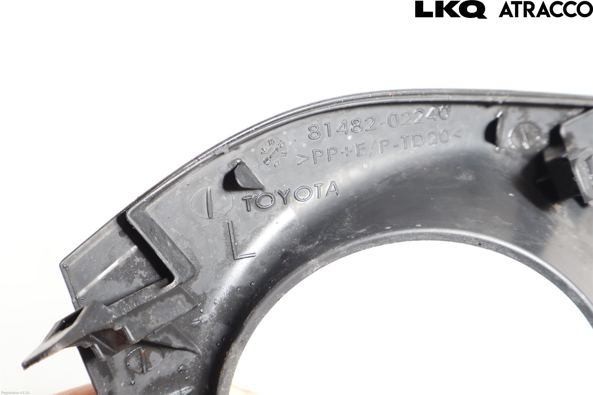 Toyota AURIS 10-12 Dimljussarg Fram