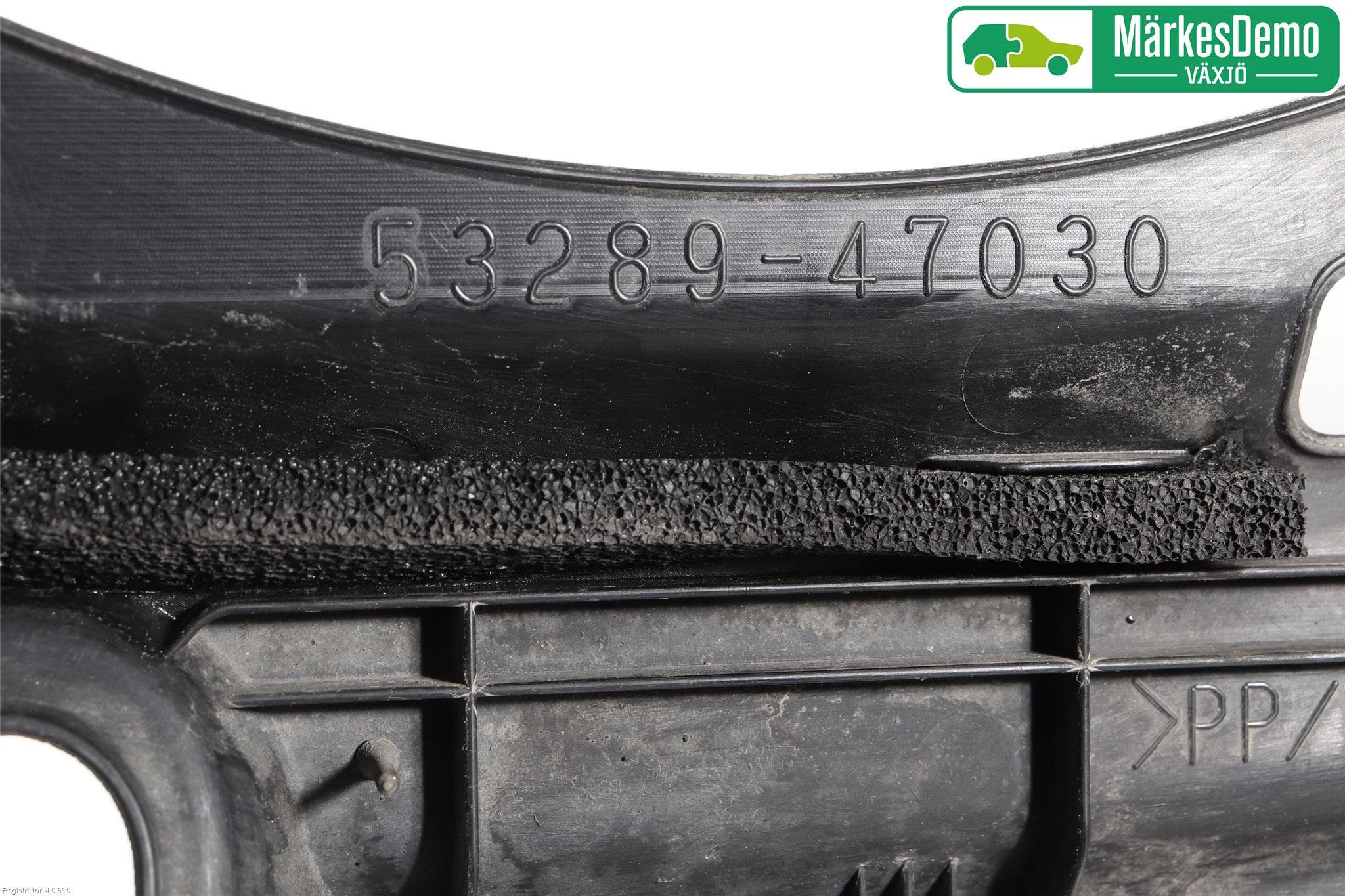 Toyota PRIUS ZVW30 09-20 Frontplåt Övre