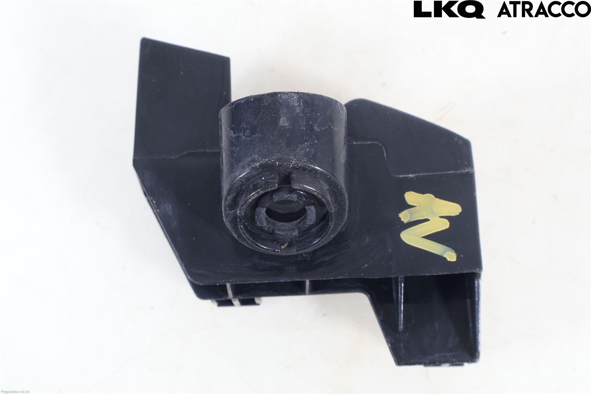 Toyota AURIS 13-19 Stötfångarfäste Bak Hö