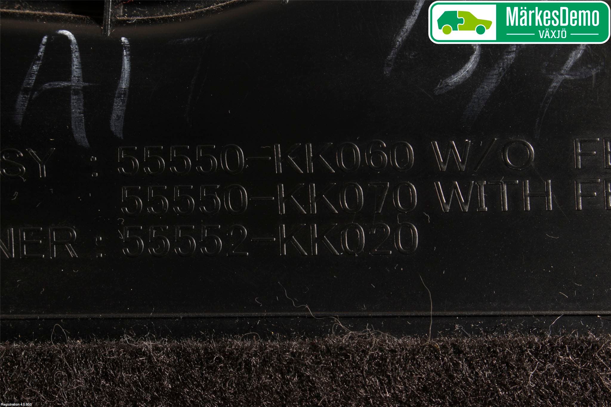 Toyota HILUX 16- Handskfack