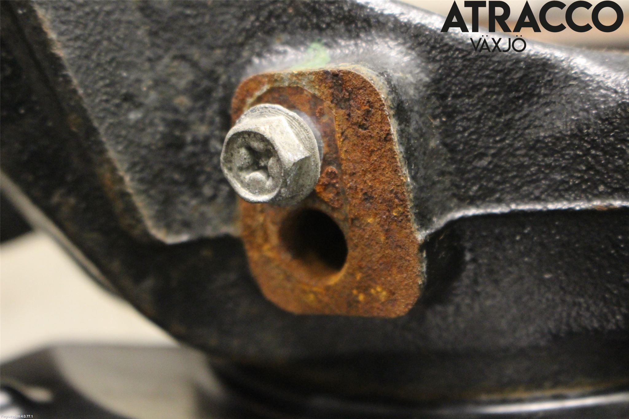 Suzuki VITARA 15- Styrspindel Lagerhus Vä