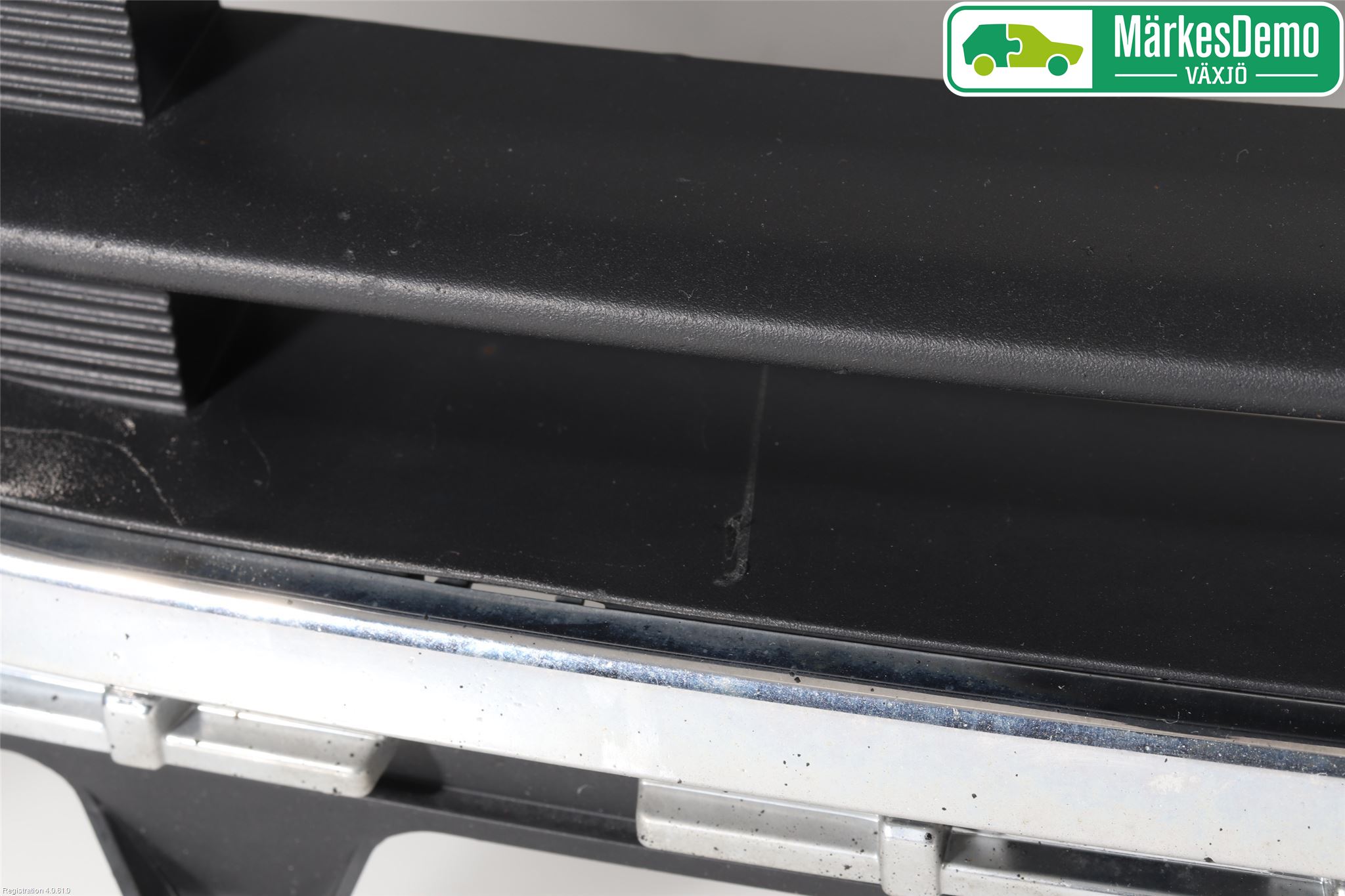 Hyundai H-1/STAREX 08-21 Grill Komp