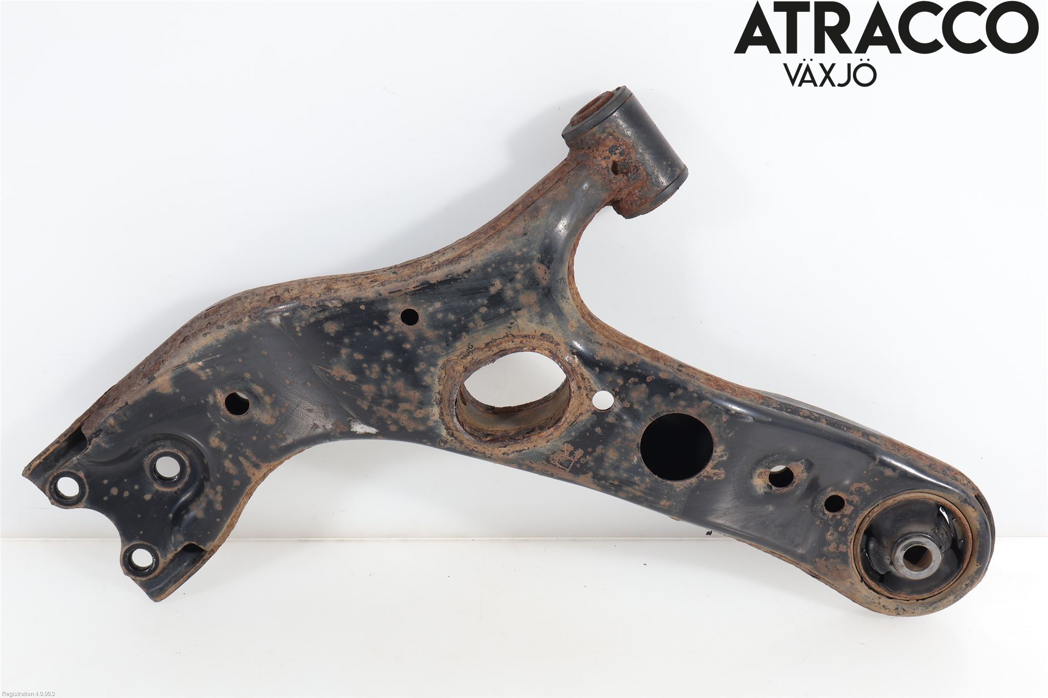 Toyota RAV4 13-18 Bärarm Fram Undre Hö