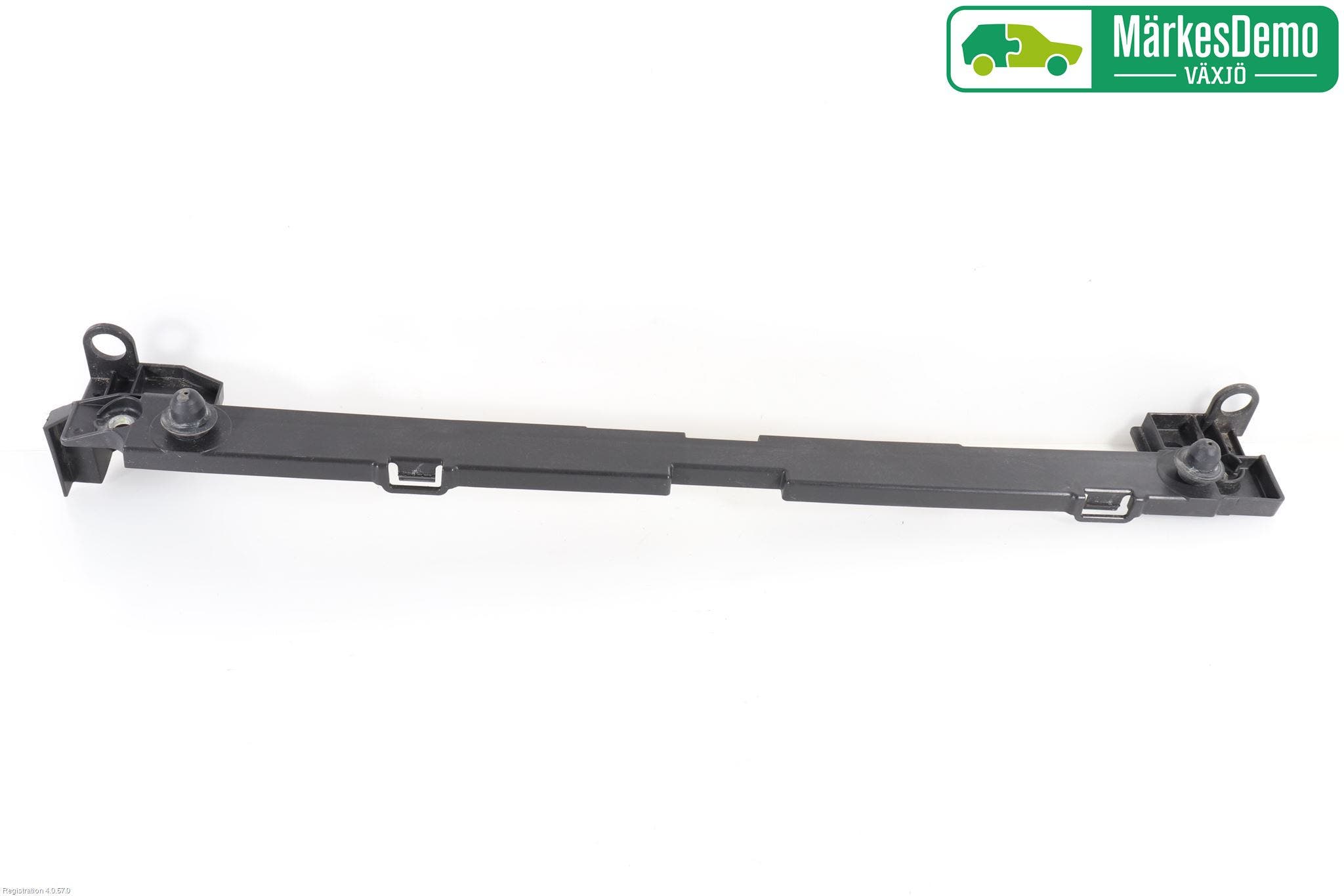 Toyota YARIS XP130 15-20 Kylfläktkåpa