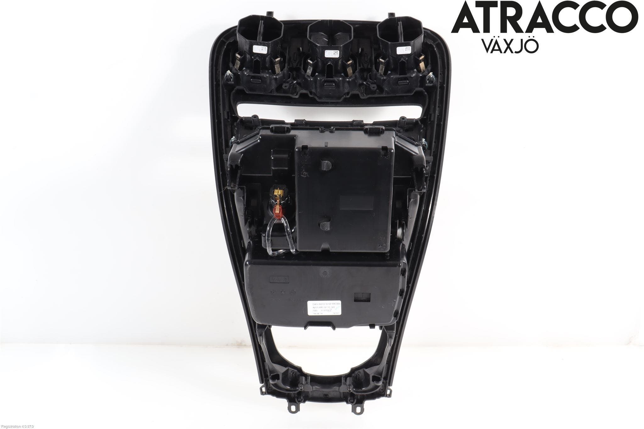 Mercedes-Benz MB C-KLASS (W205) 14-21 Instrumentkonsoll Mitt