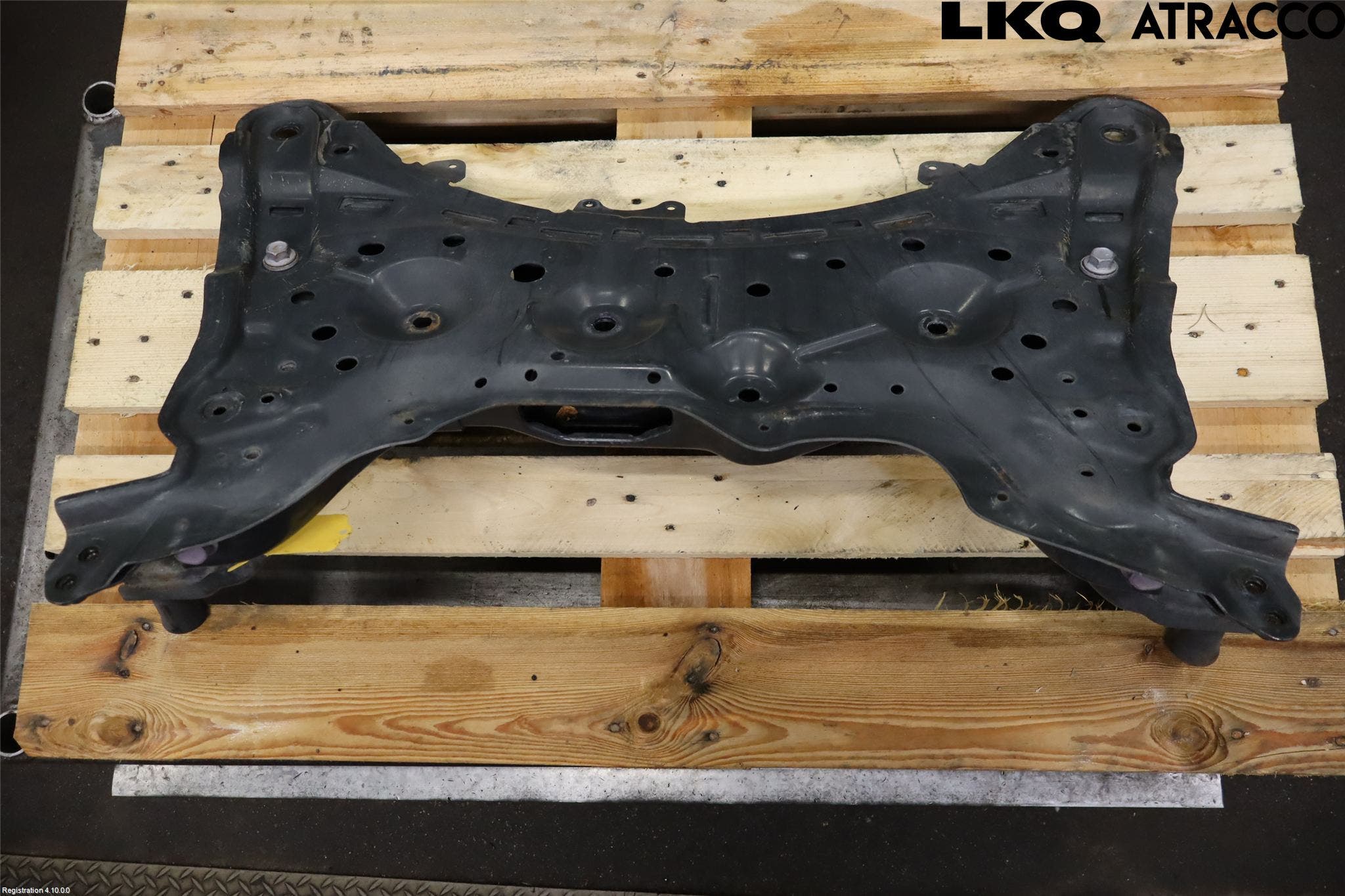 Toyota COROLLA 19- Framvagnsbalk