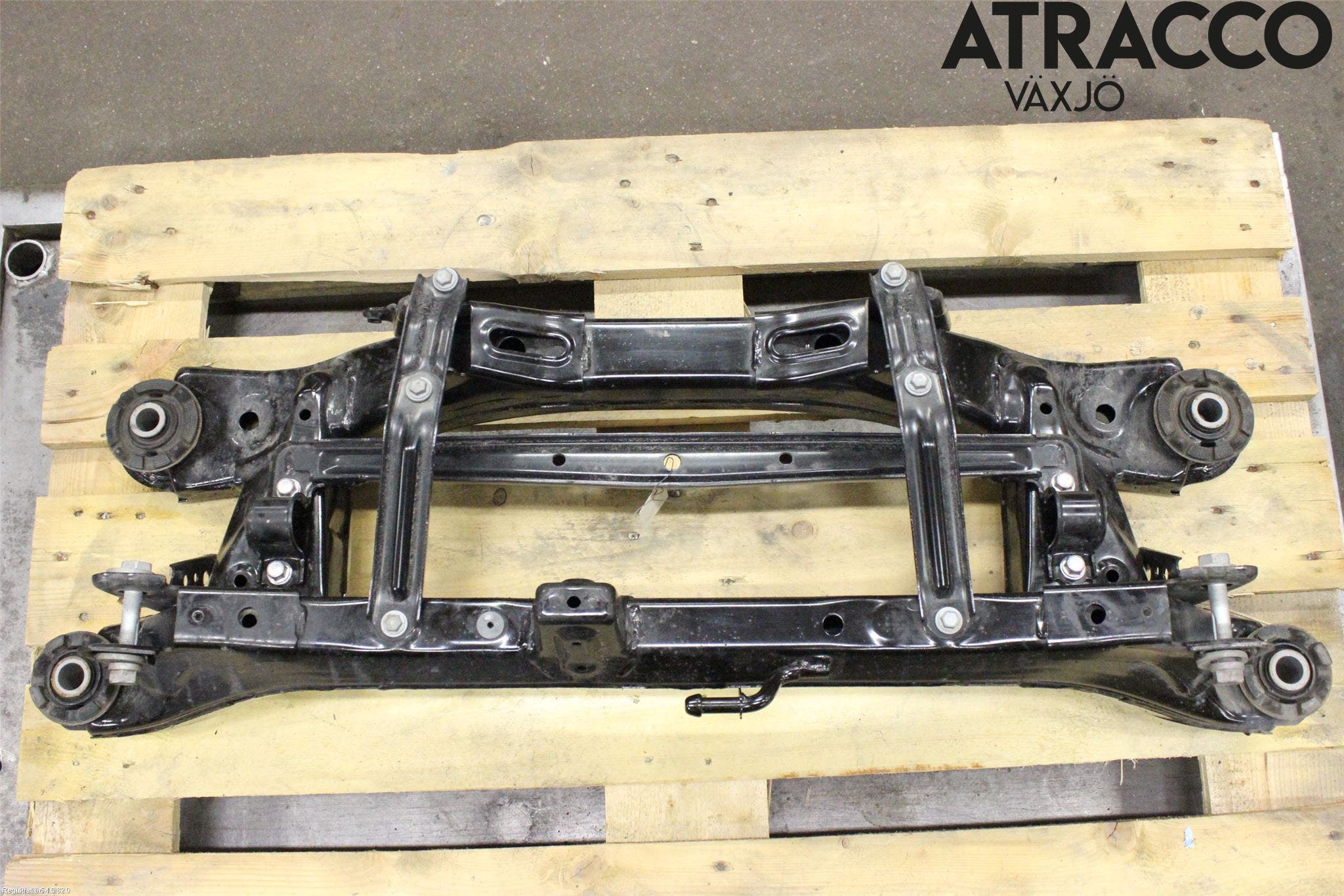 Toyota AURIS 13-19 Bakaxelbalk