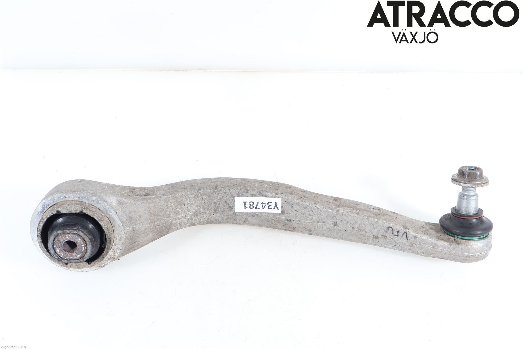 Alfa GIULIA Bärarm Fram Undre Vä