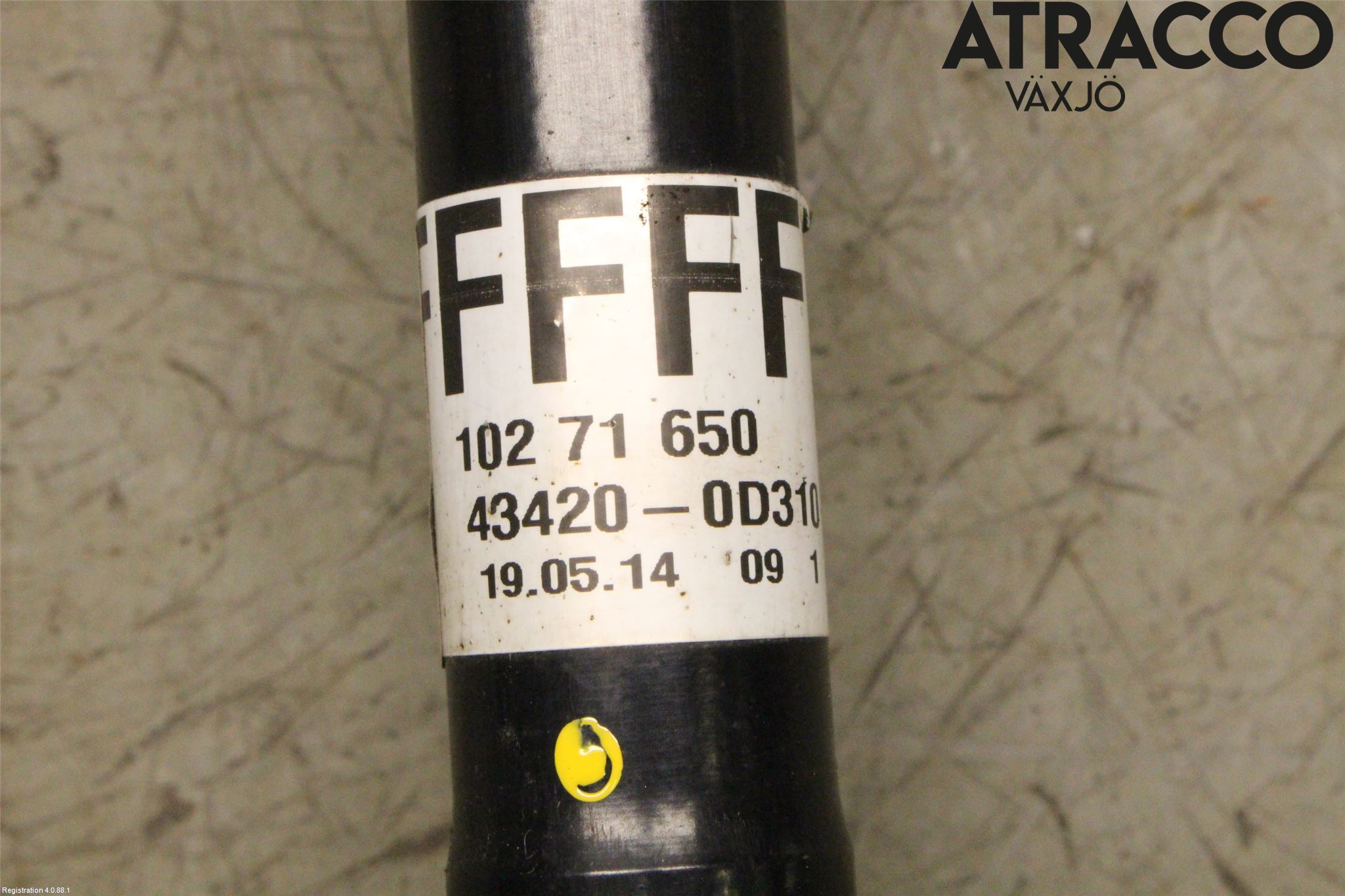 Toyota YARIS XP130 12-14 Drivaxel Fram Vänster