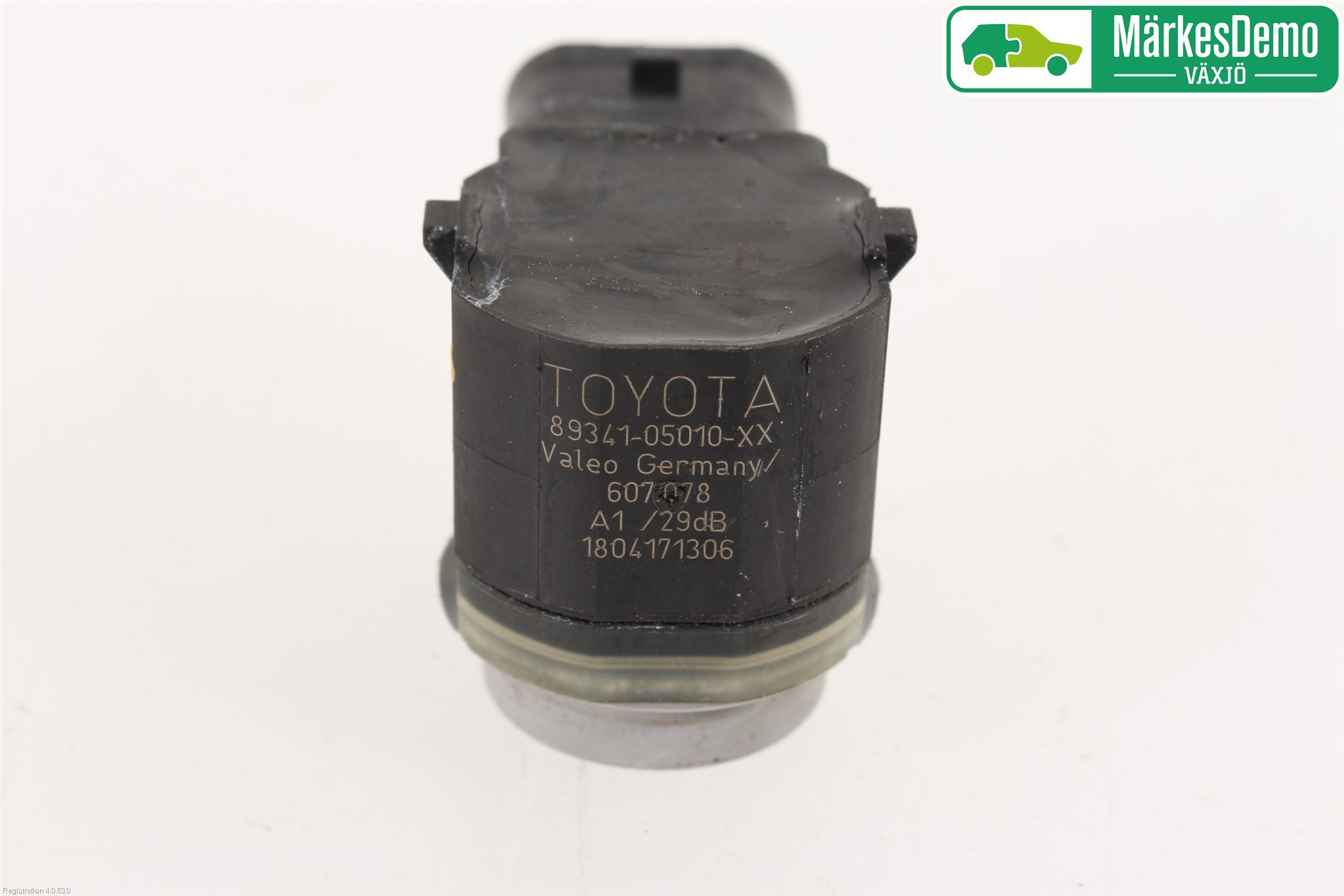 Toyota AURIS 13-19 Parkeringshjälp Frontsensor