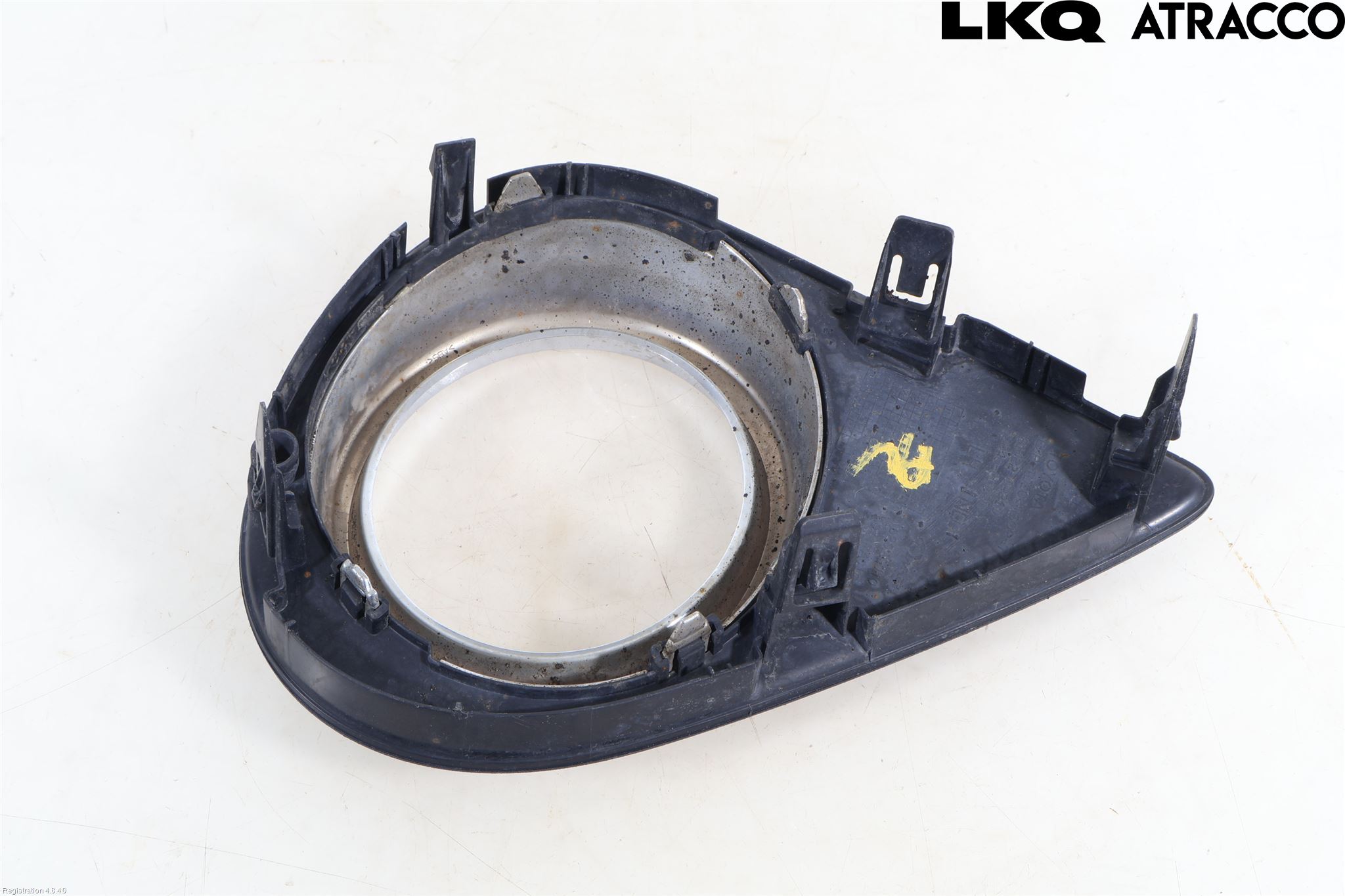 Toyota YARIS XP130 12-14 Dimljussarg Fram