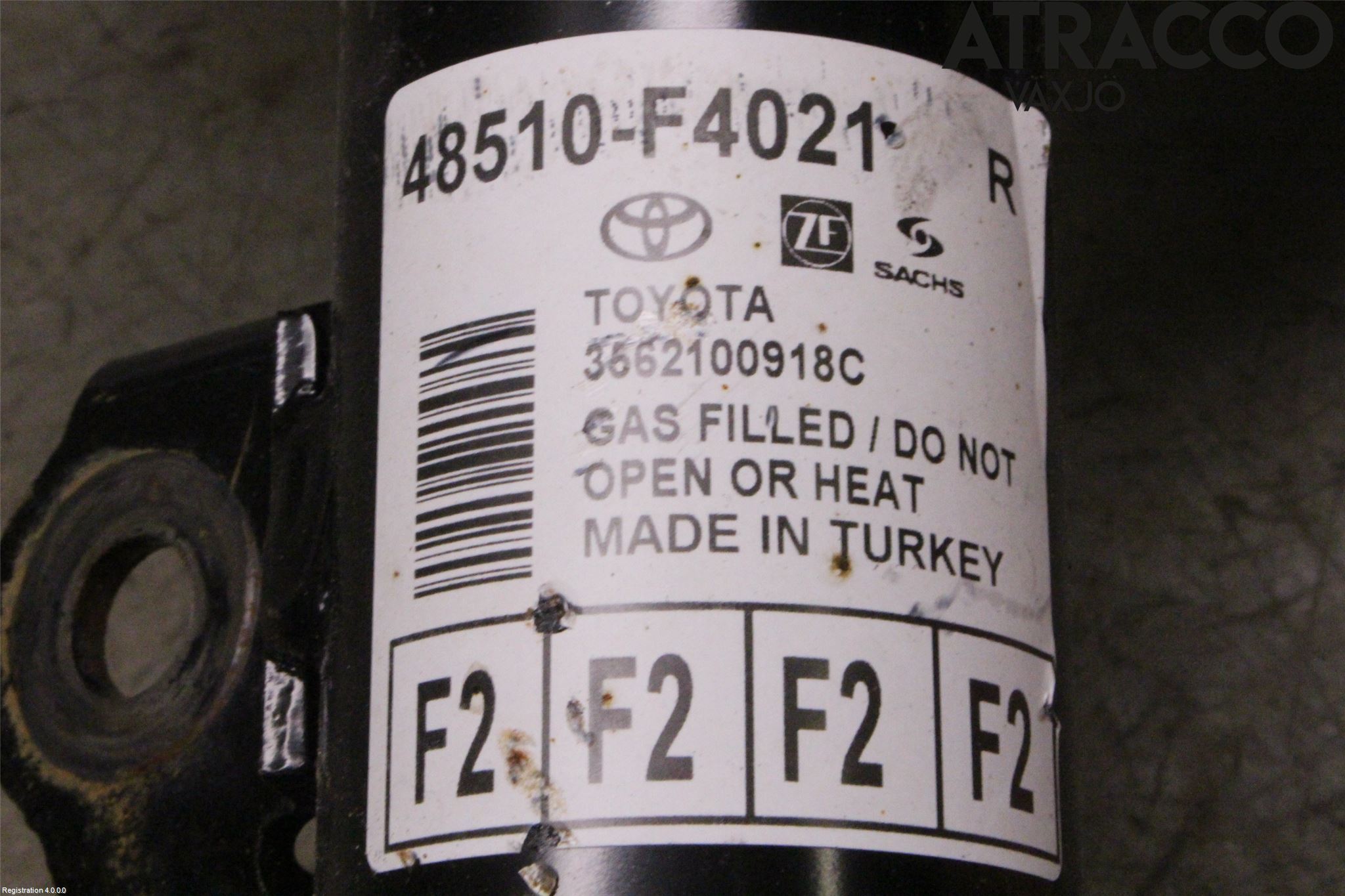 Toyota C-HR 16-23 Fjäderben Fram Höger