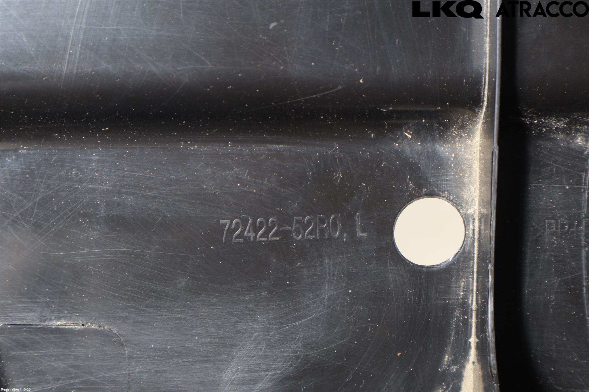 Suzuki SWIFT 17-24 Hasplåt Plåt-Plast