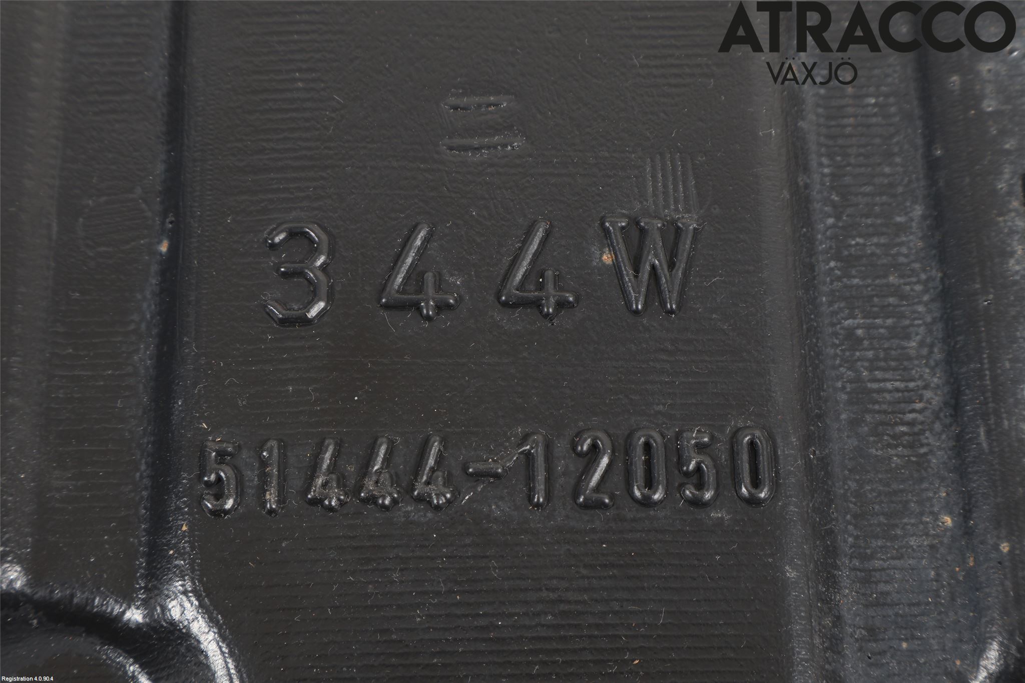 Toyota PRIUS ZVW30 09-20 Hasplåt Plåt-Plast