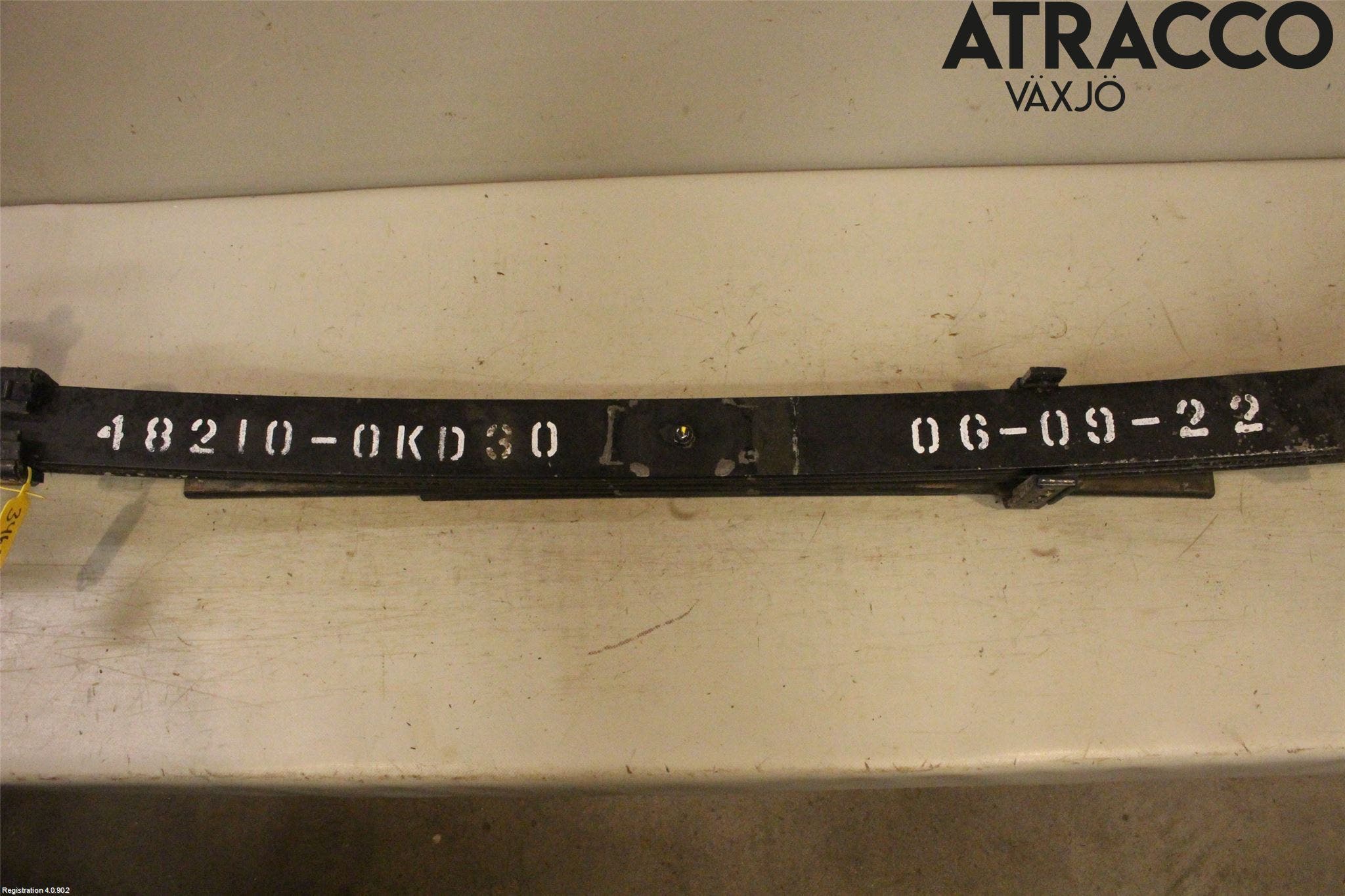 Toyota HILUX 16- Fjäder Bak Blad