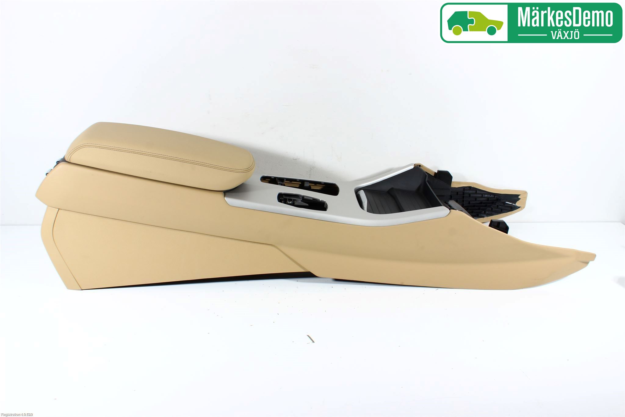 BMW X3 F25 10-17 Instrumentkonsoll Golv