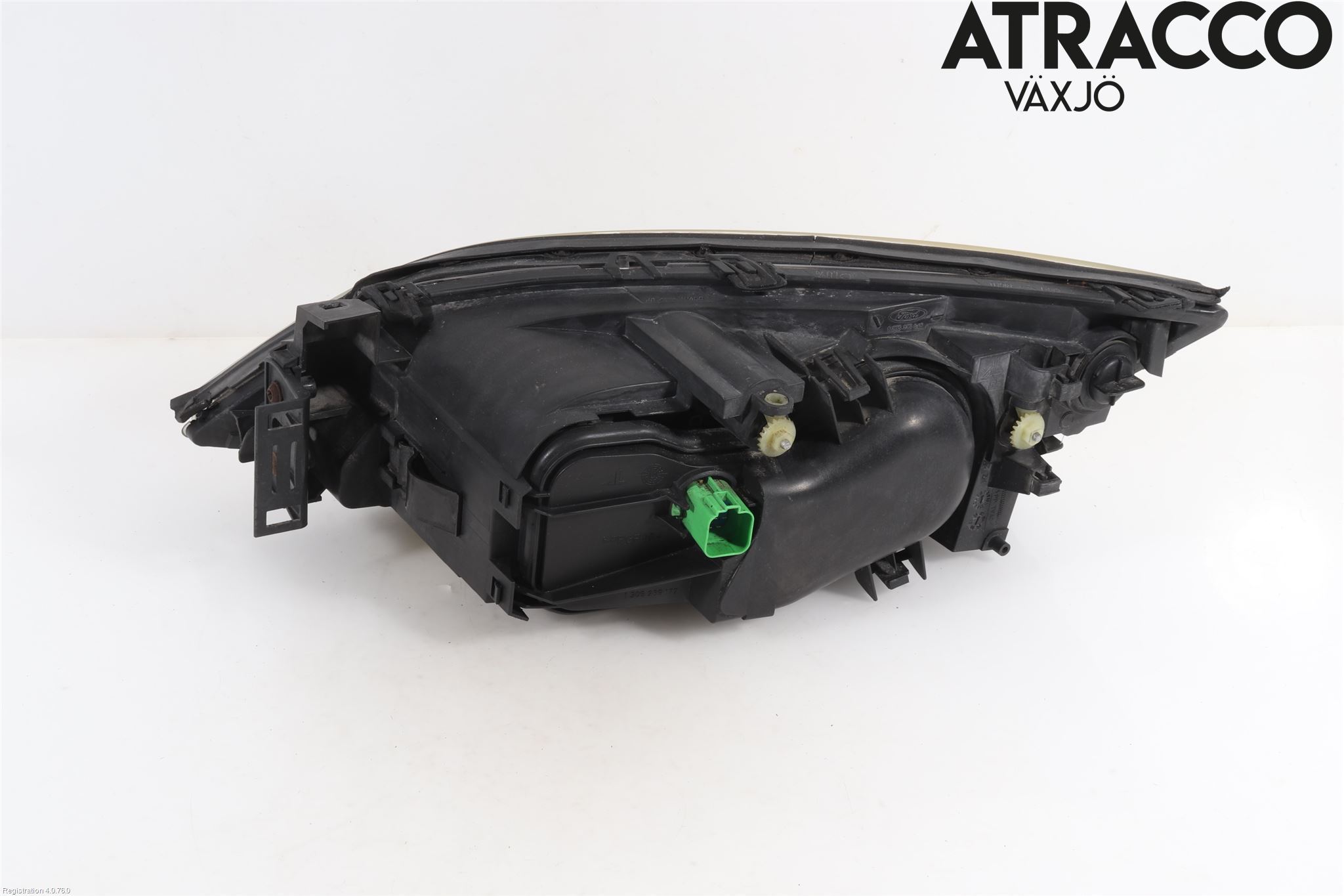 Ford MONDEO     01-06 Strålkastare Höger